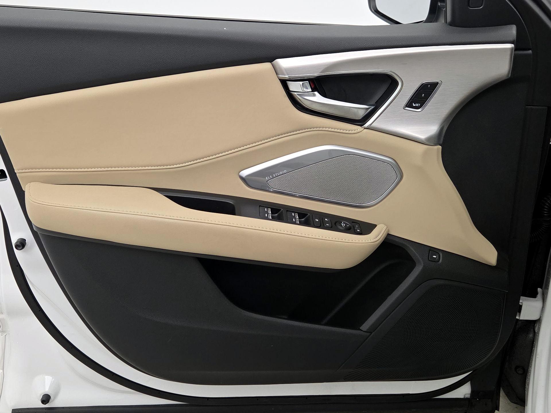 Thumbnail: 2022 Acura RDX - 12