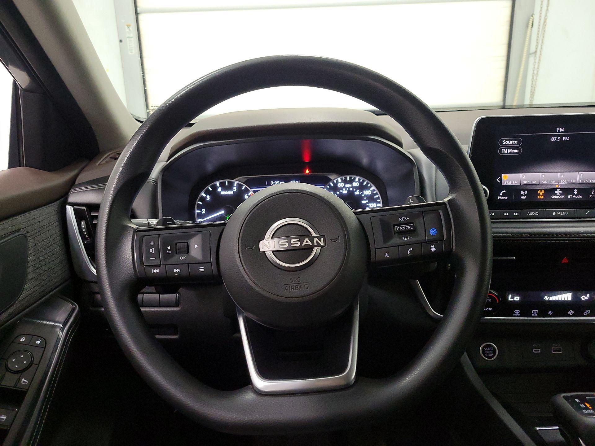 Thumbnail: 2023 Nissan Rogue - 10