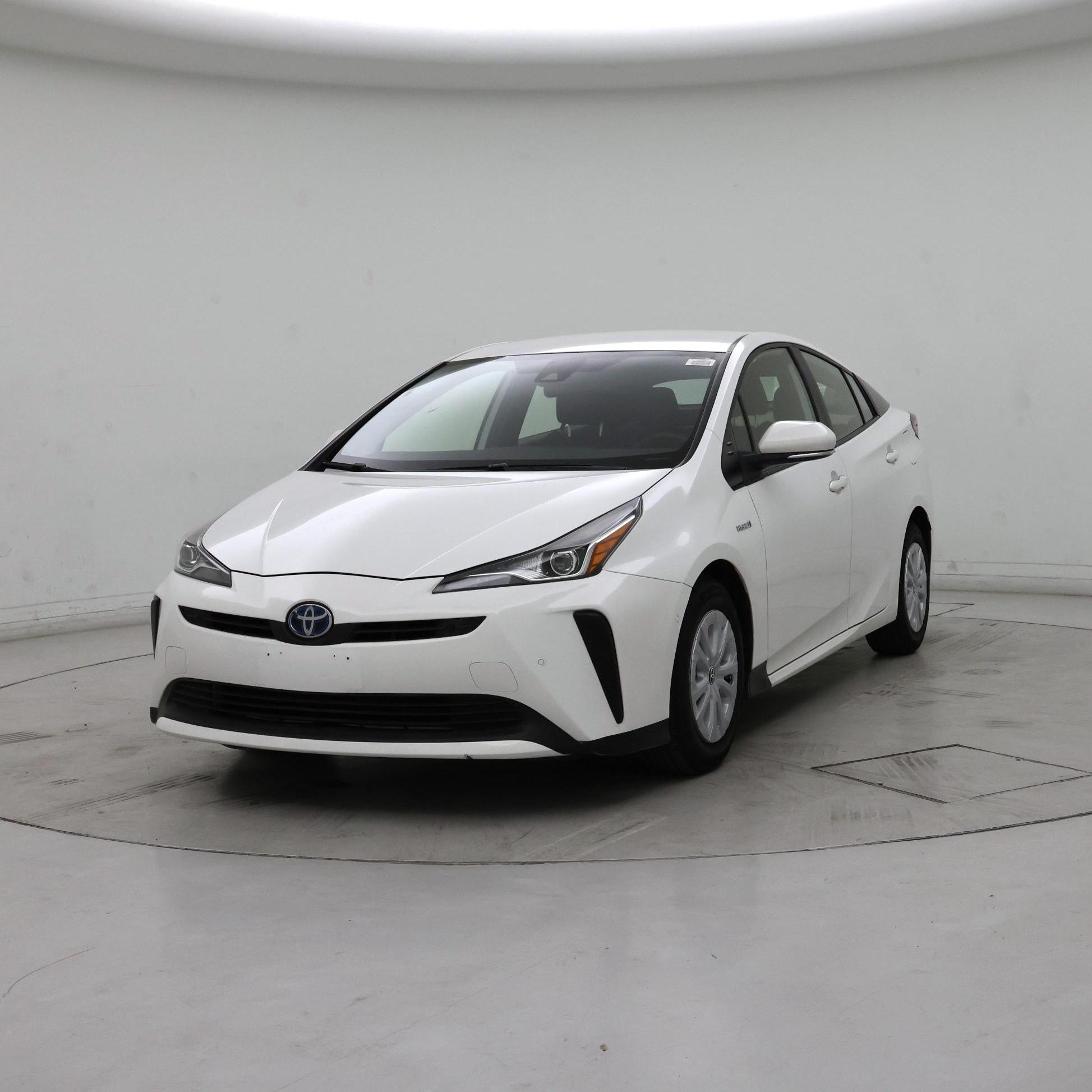 Thumbnail: 2022 Toyota Prius - 4