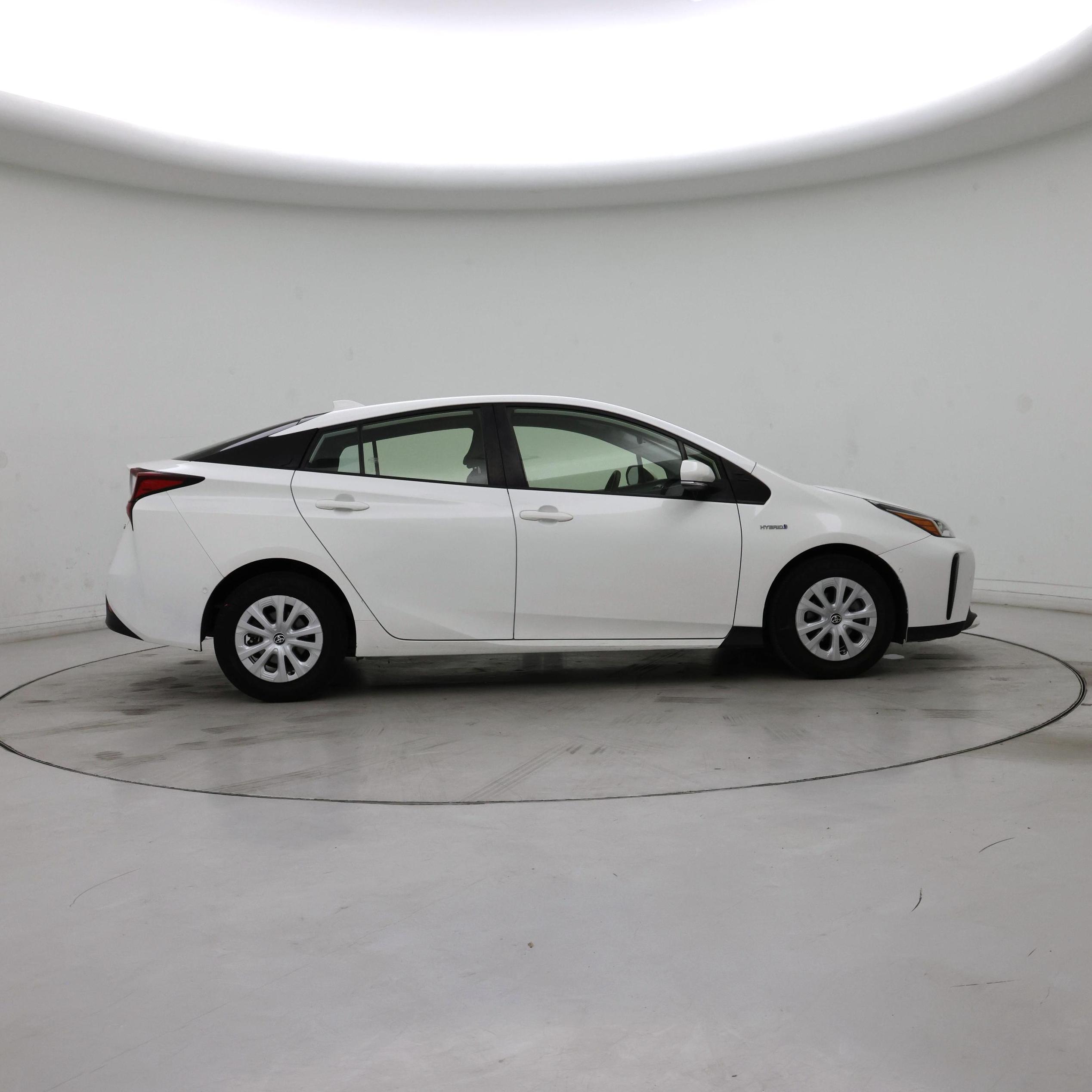 Thumbnail: 2022 Toyota Prius - 7