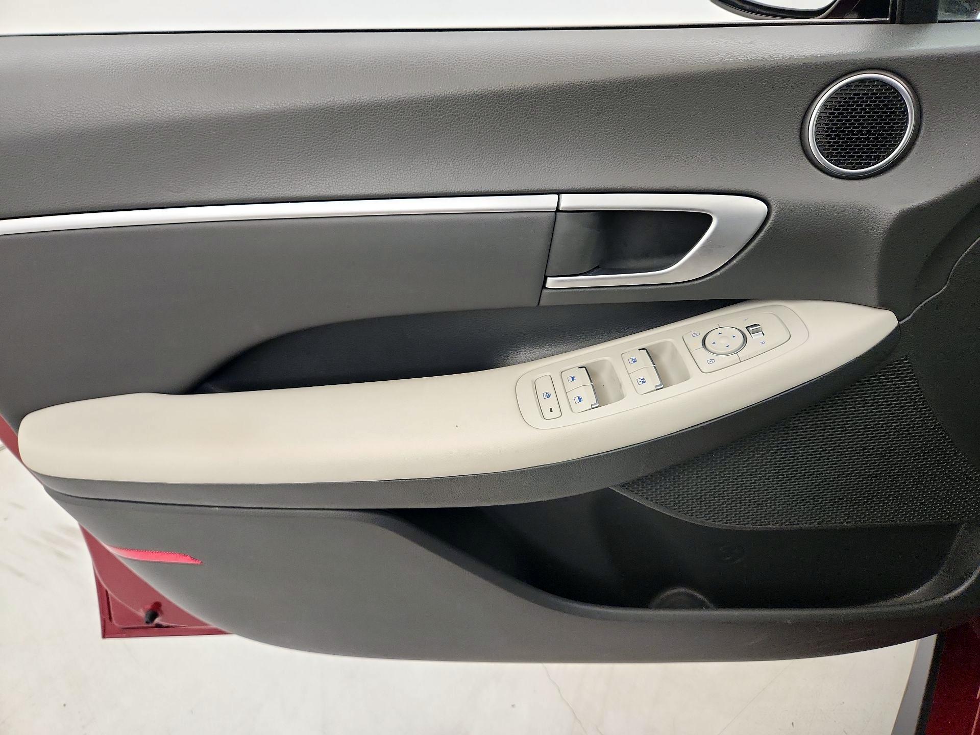 Thumbnail: 2025 Hyundai Sonata - 12