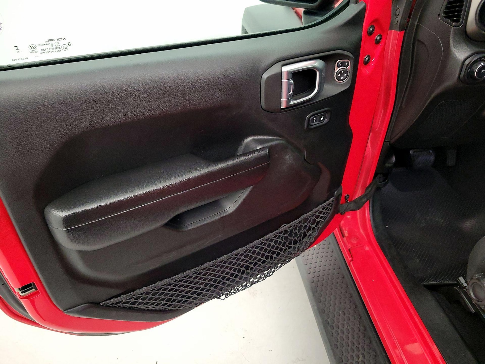 2023 Jeep Wrangler 4-Door Sport S - Photo 13