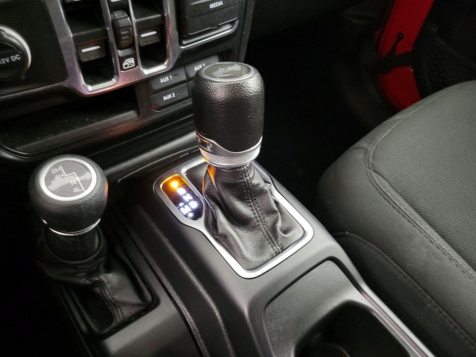 2023 Jeep Wrangler 4-Door Sport S - Photo 18
