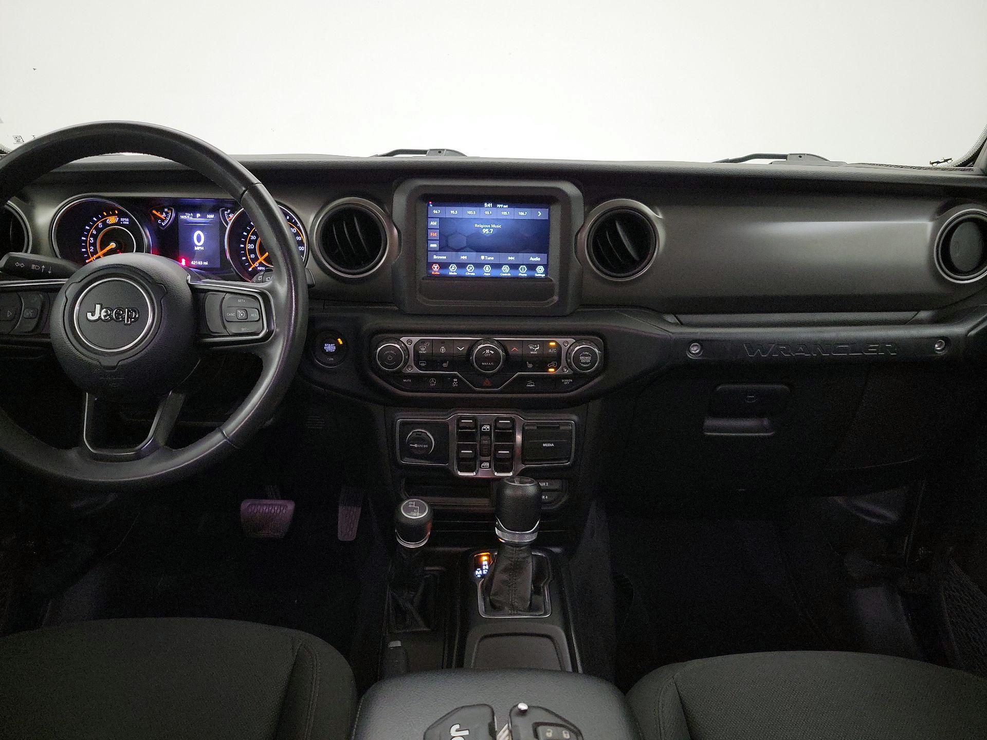 Thumbnail: 2023 Jeep Wrangler - 9