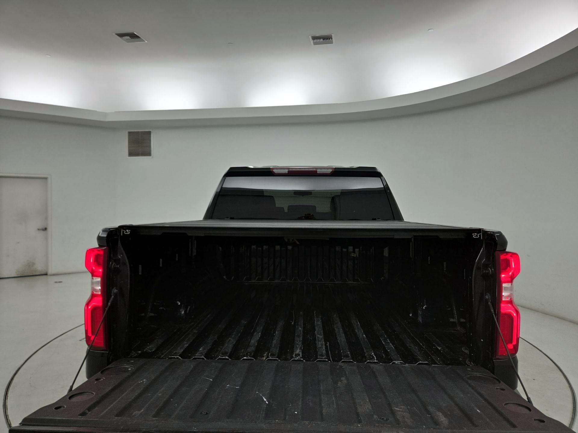 Thumbnail: 2020 Chevrolet Silverado 1500 - 20