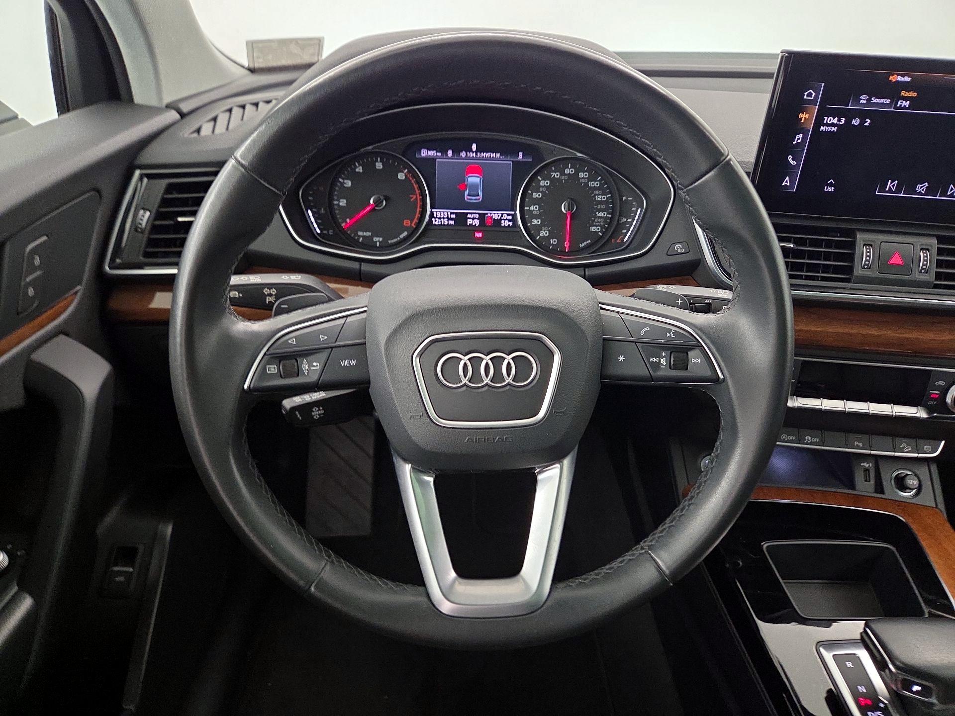 Thumbnail: 2022 Audi Q5 - 10