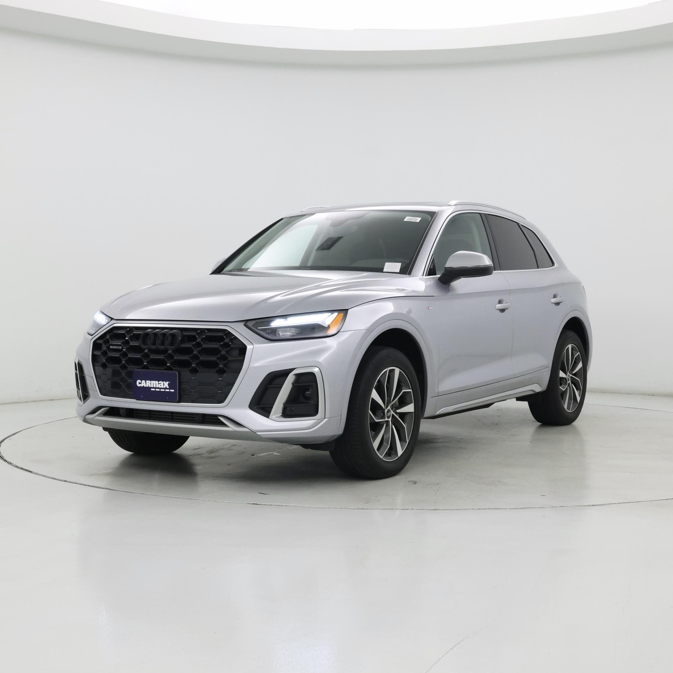 Thumbnail: 2022 Audi Q5 - 4