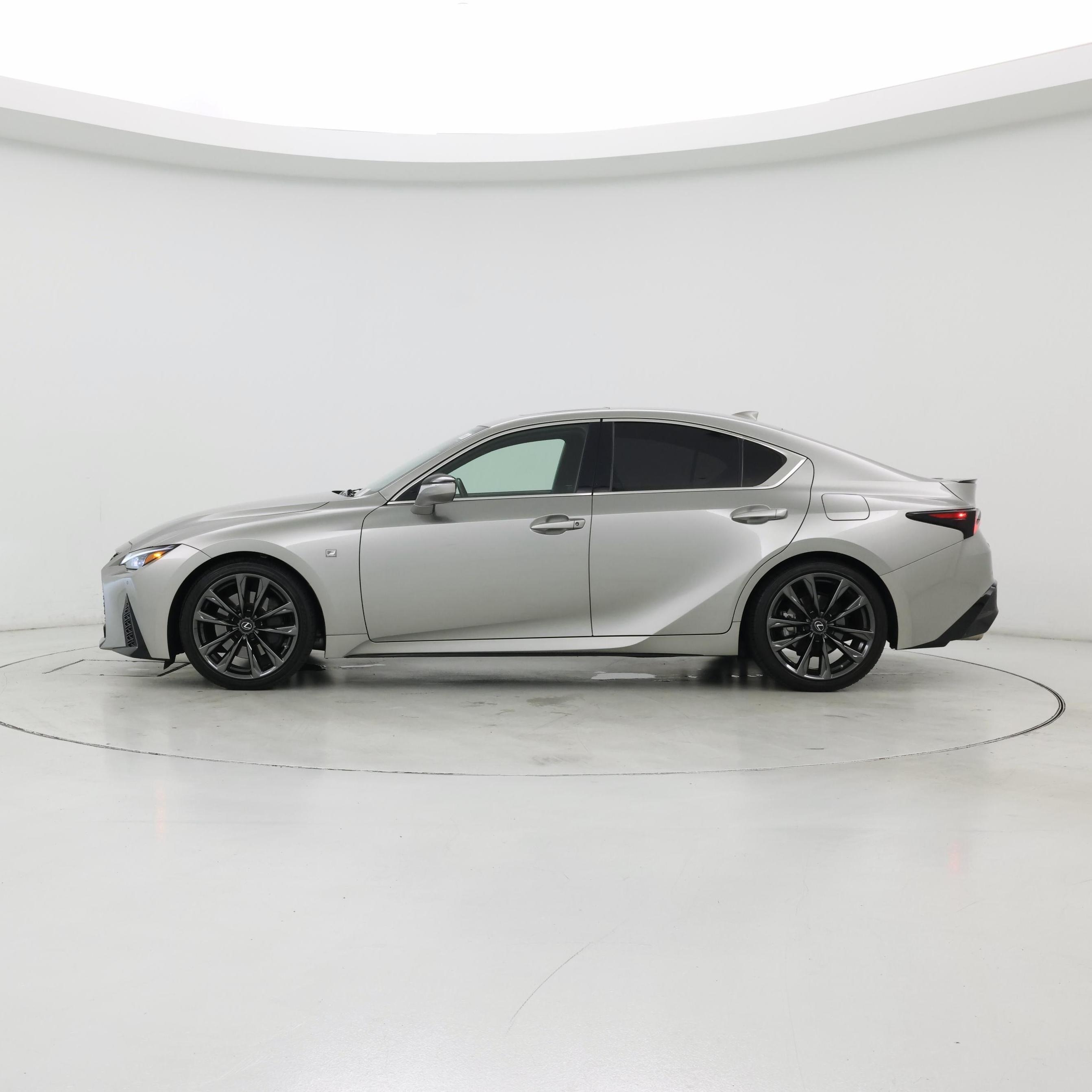 Thumbnail: 2021 Lexus IS - 3