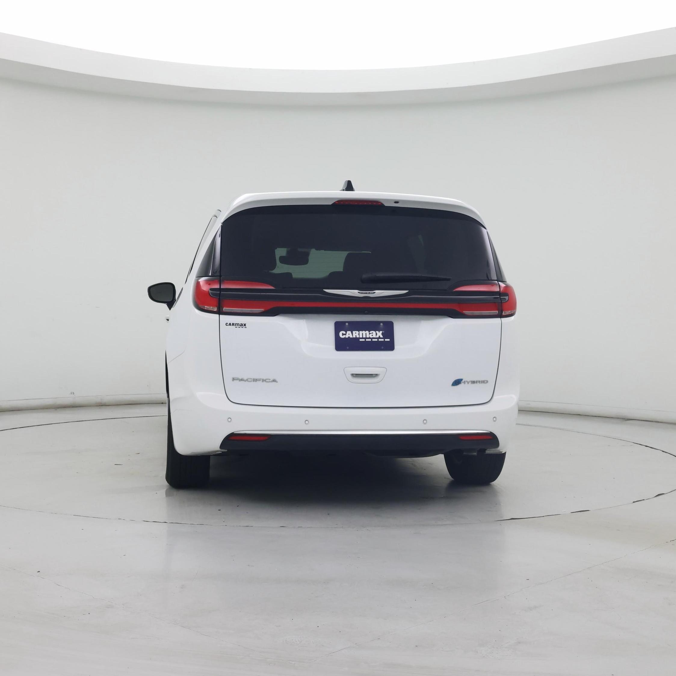 Thumbnail: 2024 Chrysler Pacifica - 6