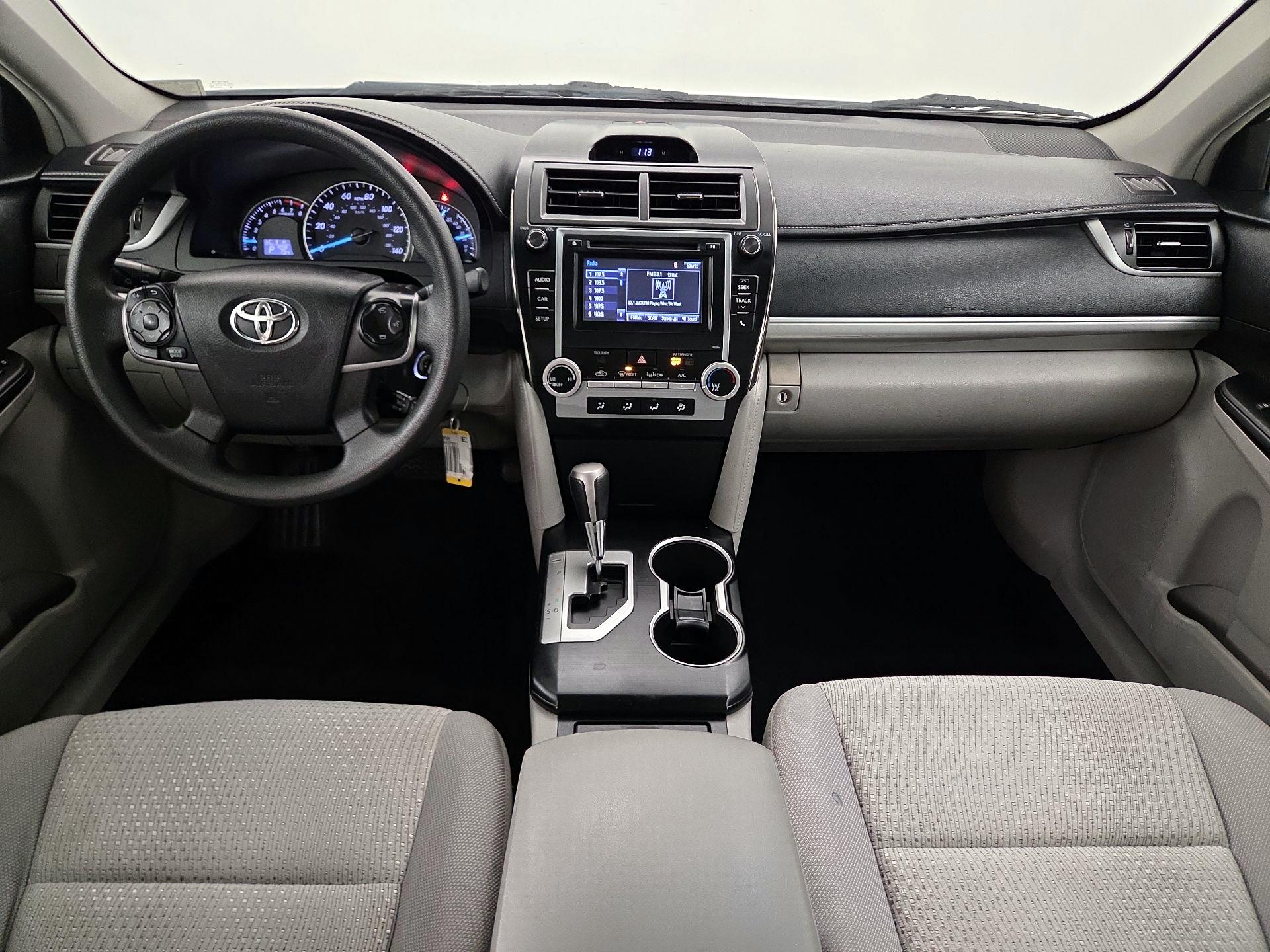 Thumbnail: 2014 Toyota Camry - 9