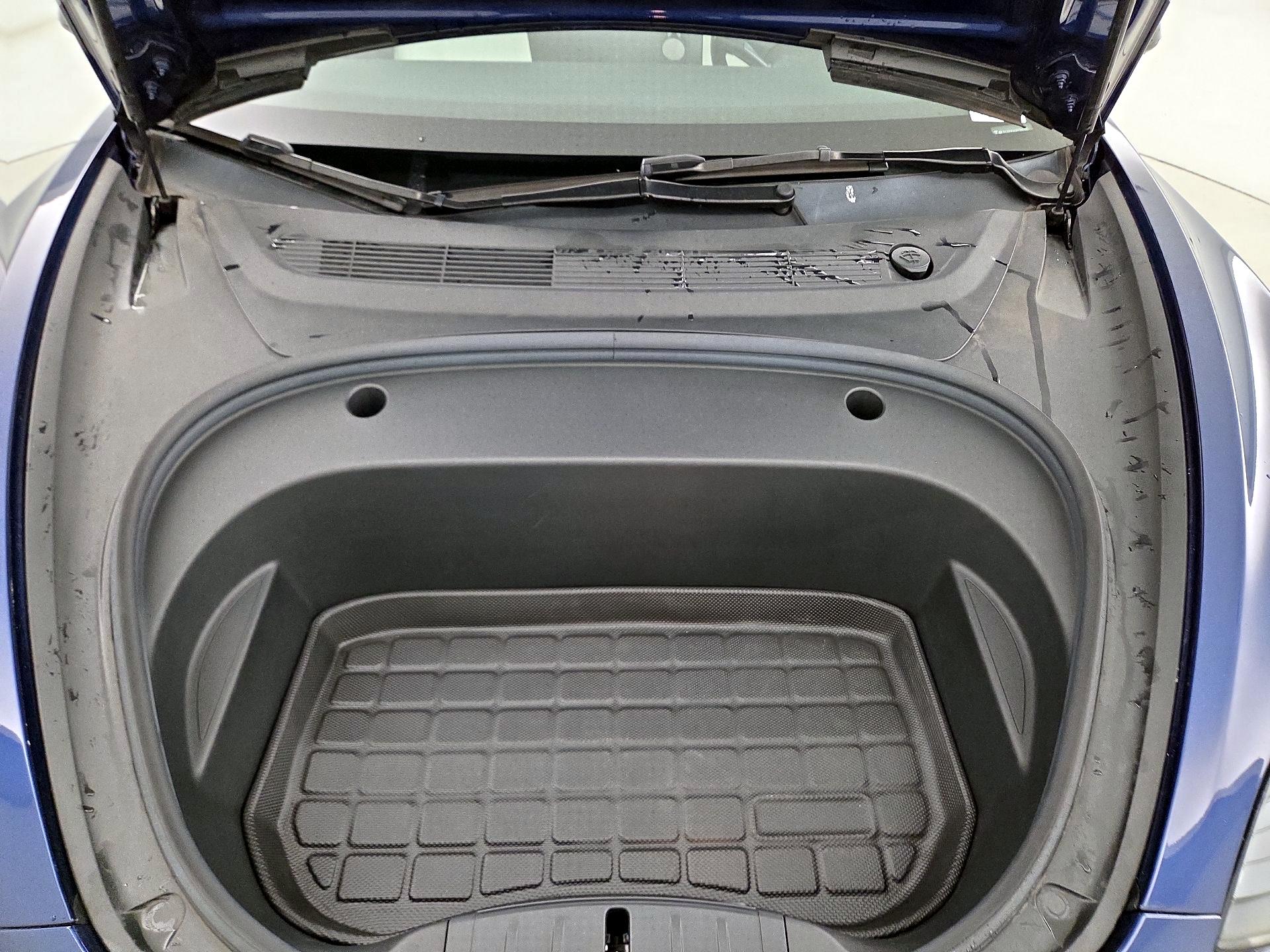 Thumbnail: 2023 Tesla Model 3 - 20