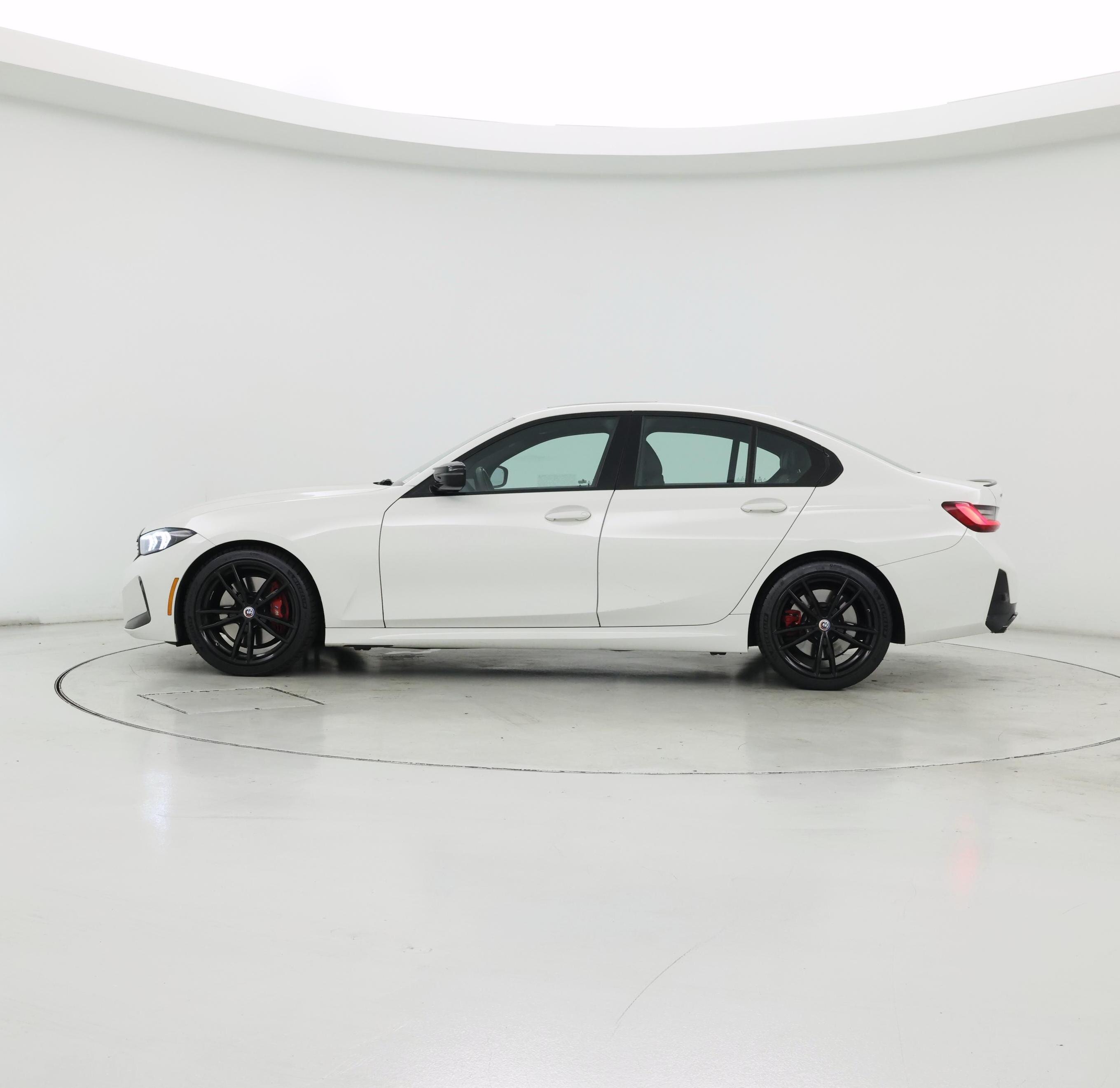 Thumbnail: 2023 BMW 3 Series - 3