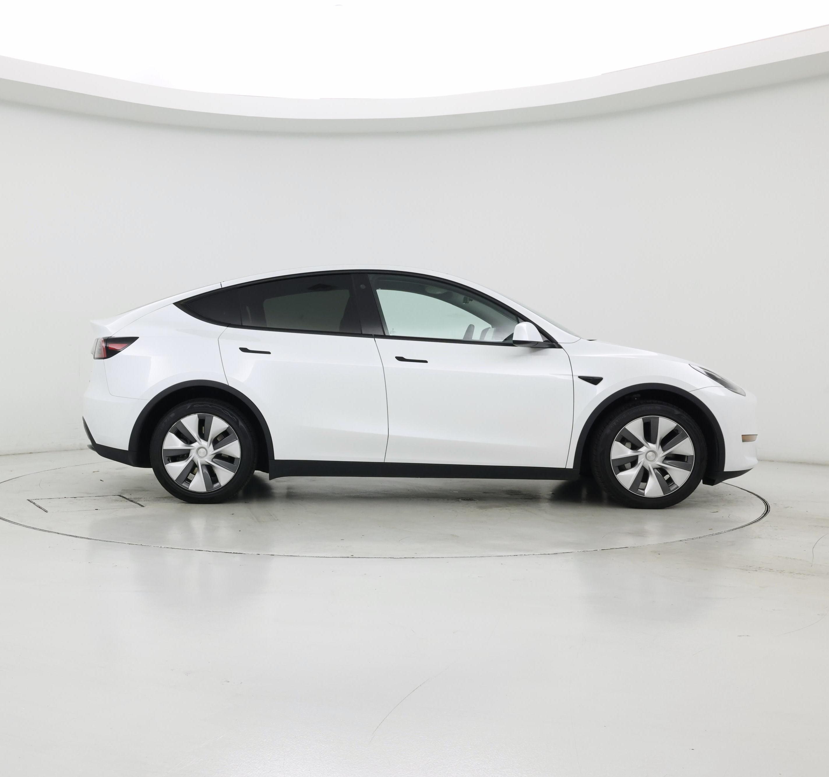 Thumbnail: 2023 Tesla Model Y - 7