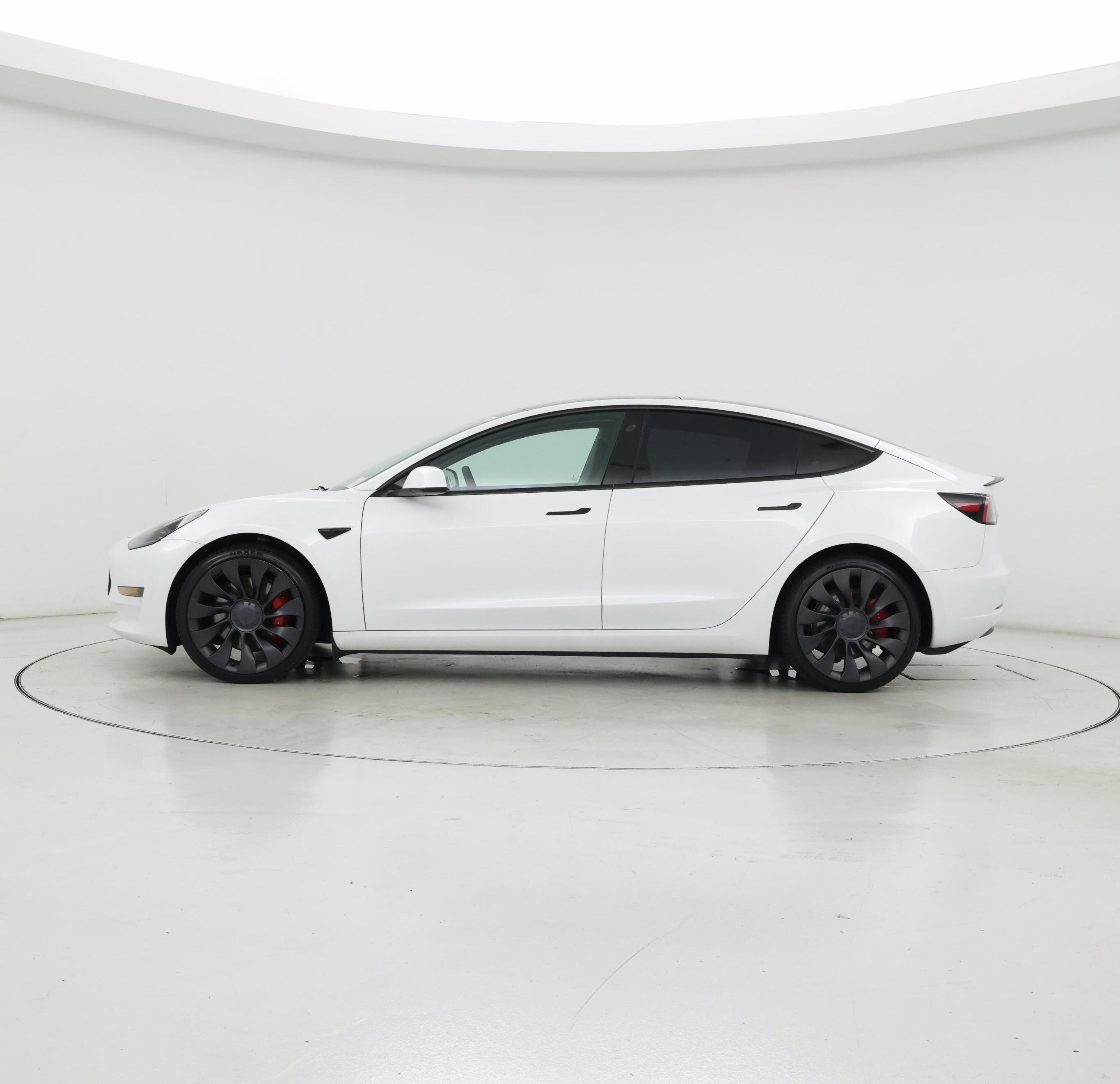 Thumbnail: 2023 Tesla Model 3 - 3