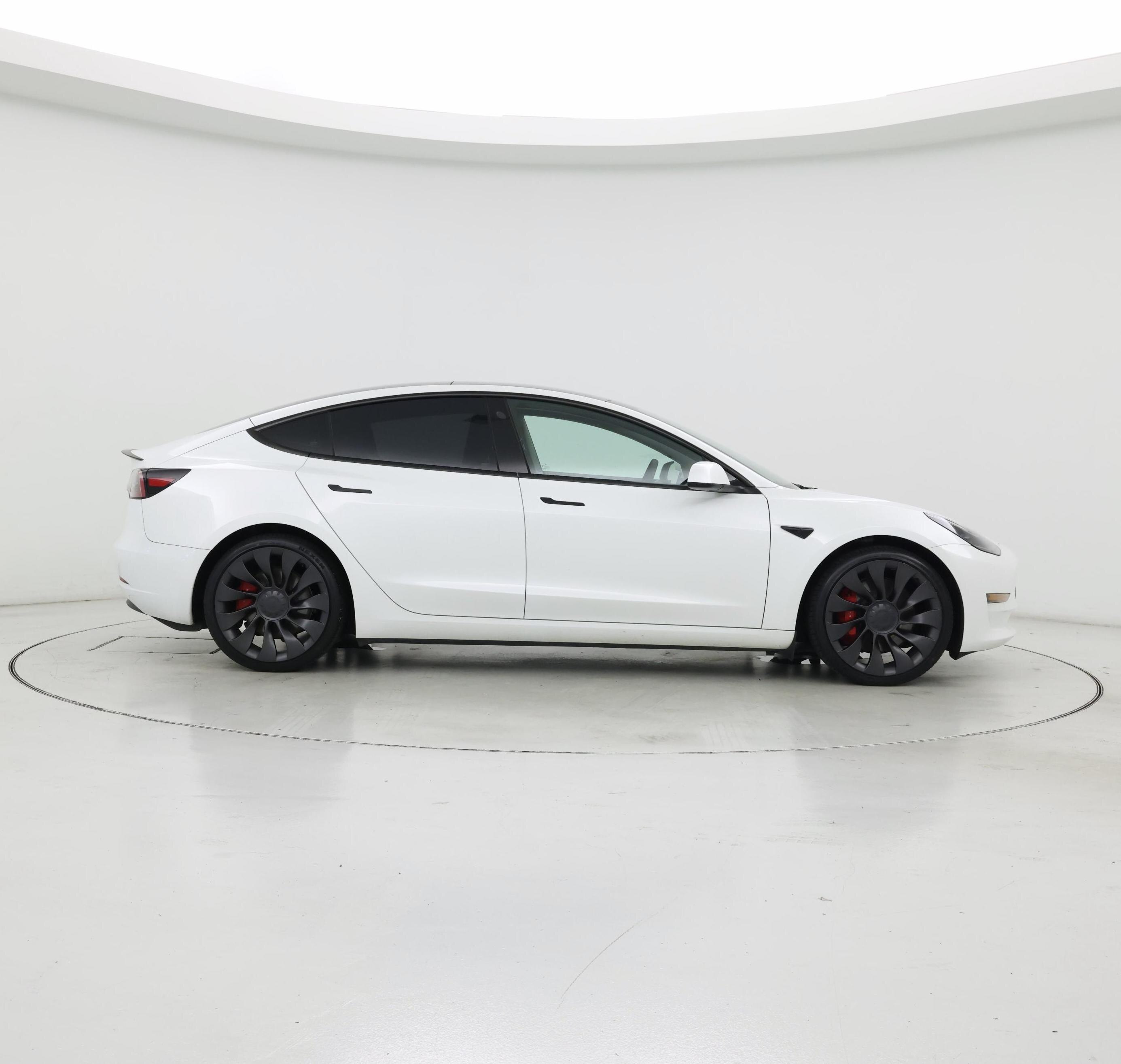 Thumbnail: 2023 Tesla Model 3 - 7