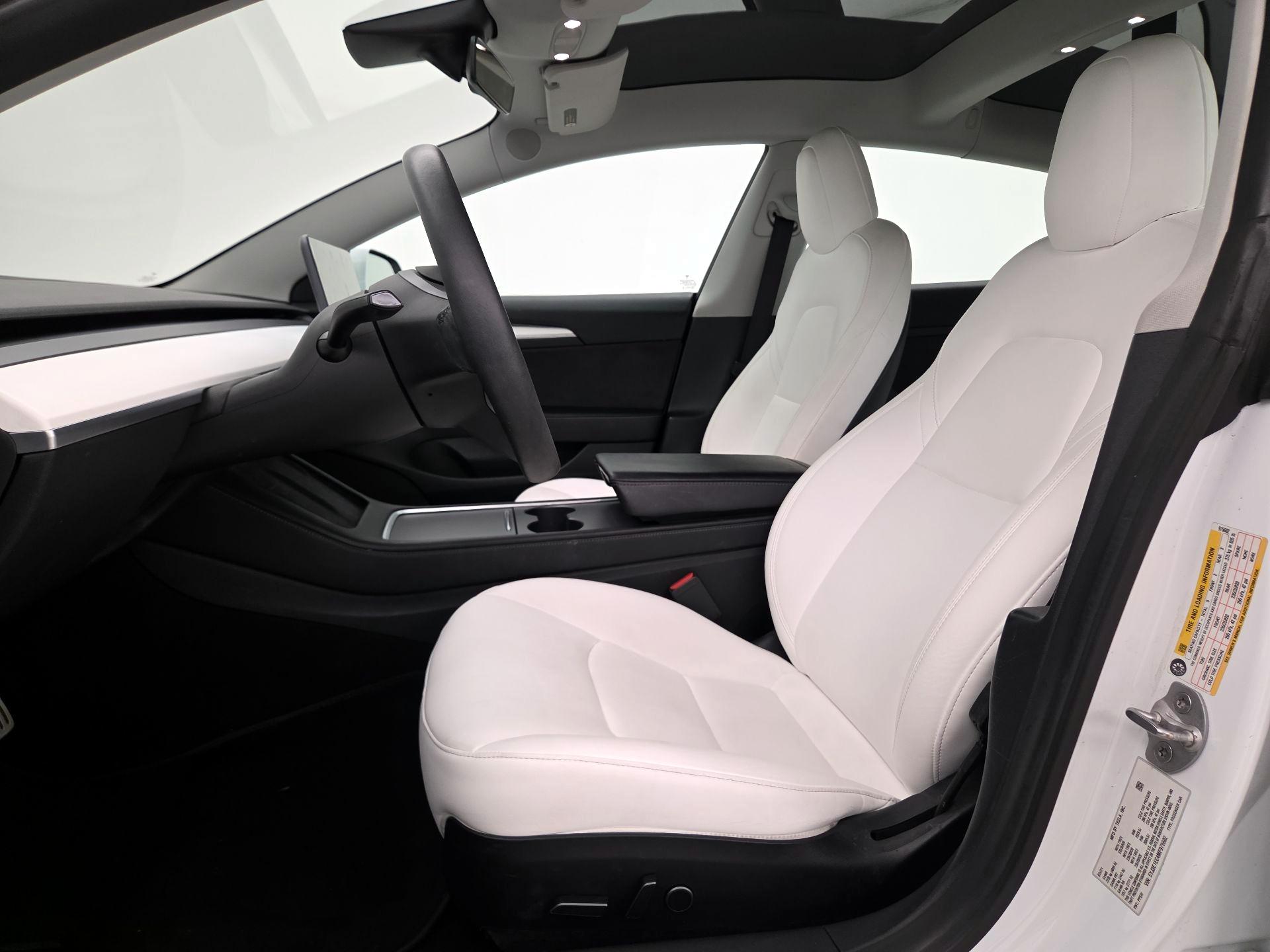 Thumbnail: 2021 Tesla Model 3 - 11