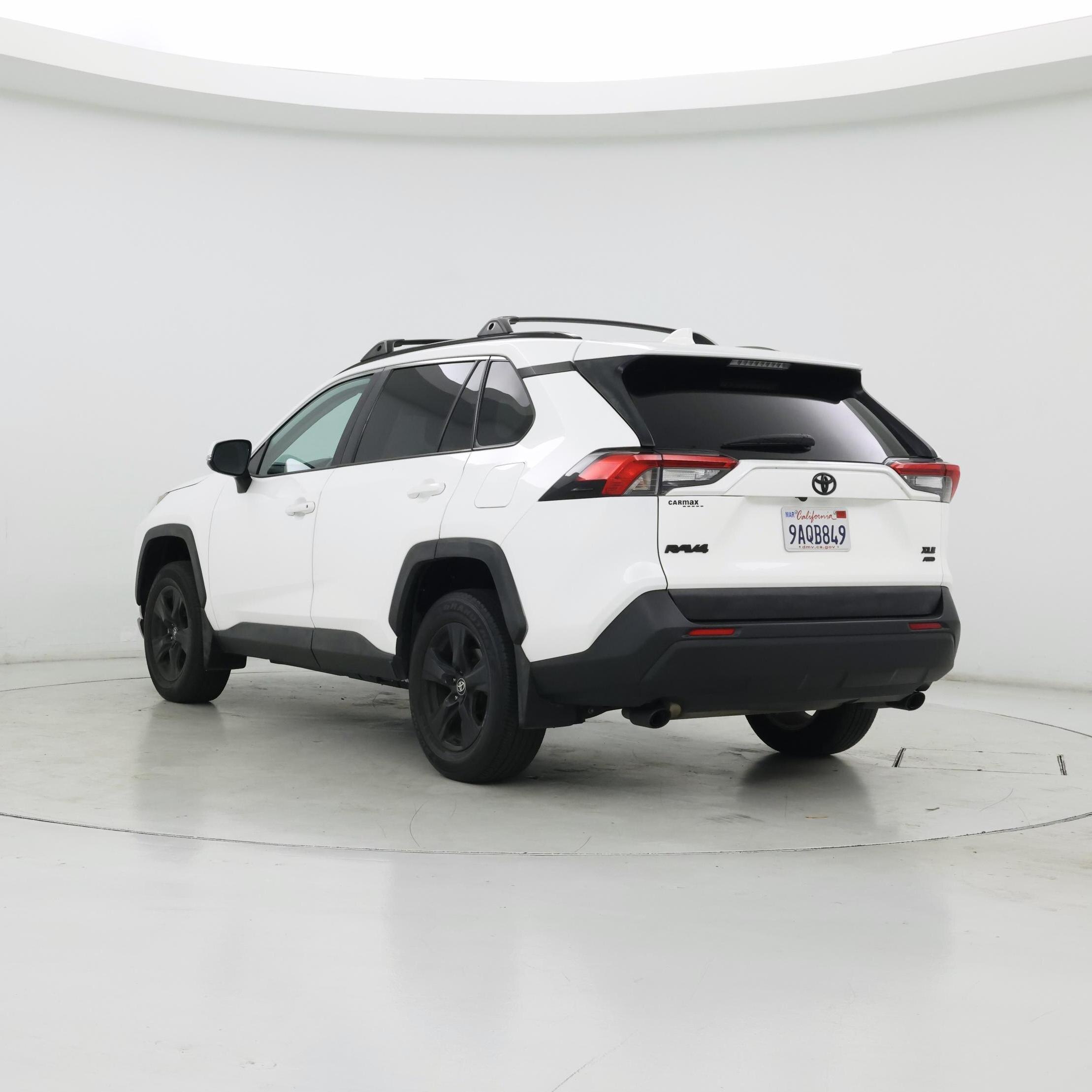 Thumbnail: 2022 Toyota RAV4 - 2
