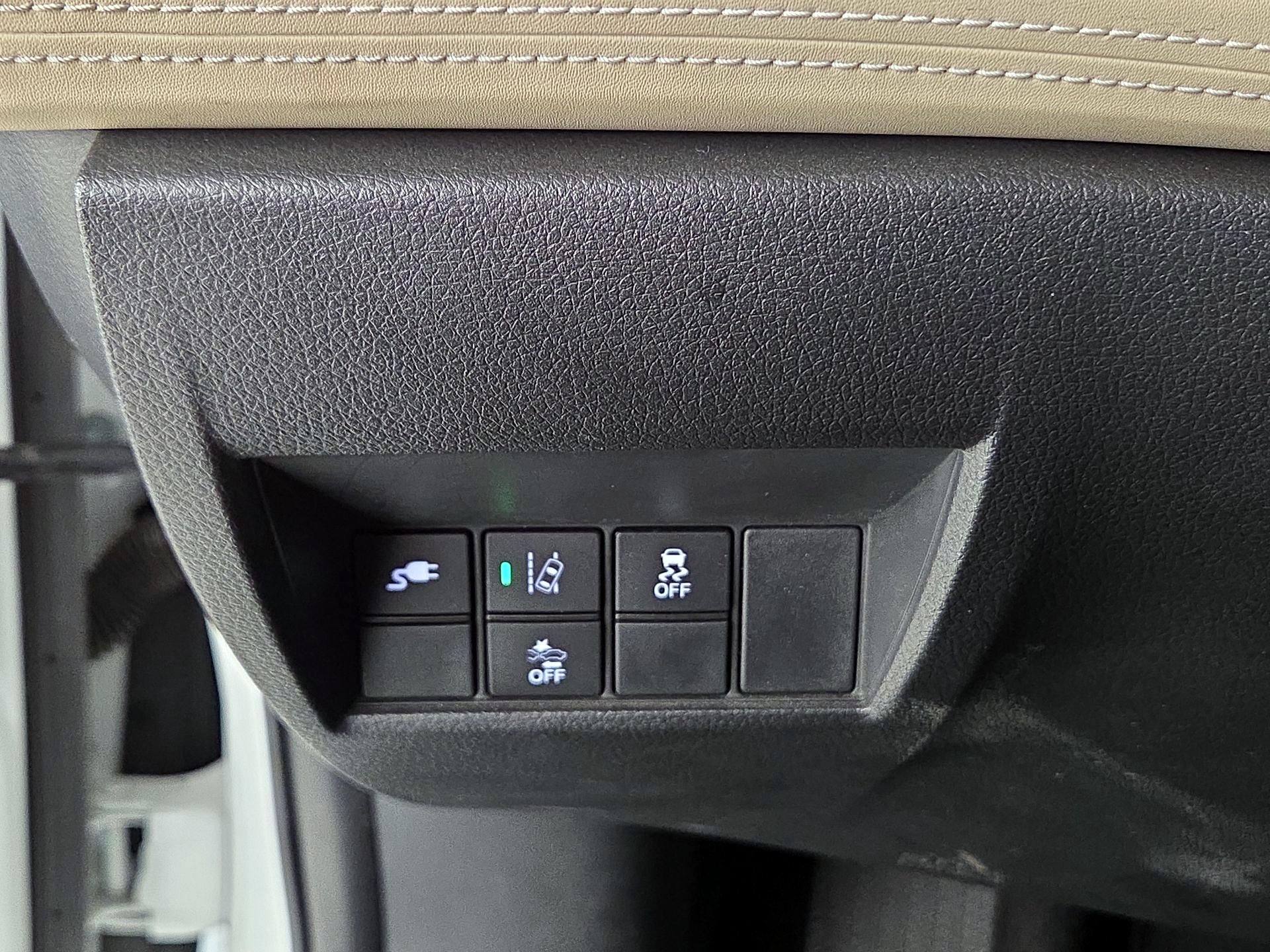 Thumbnail: 2020 Honda Clarity - 13