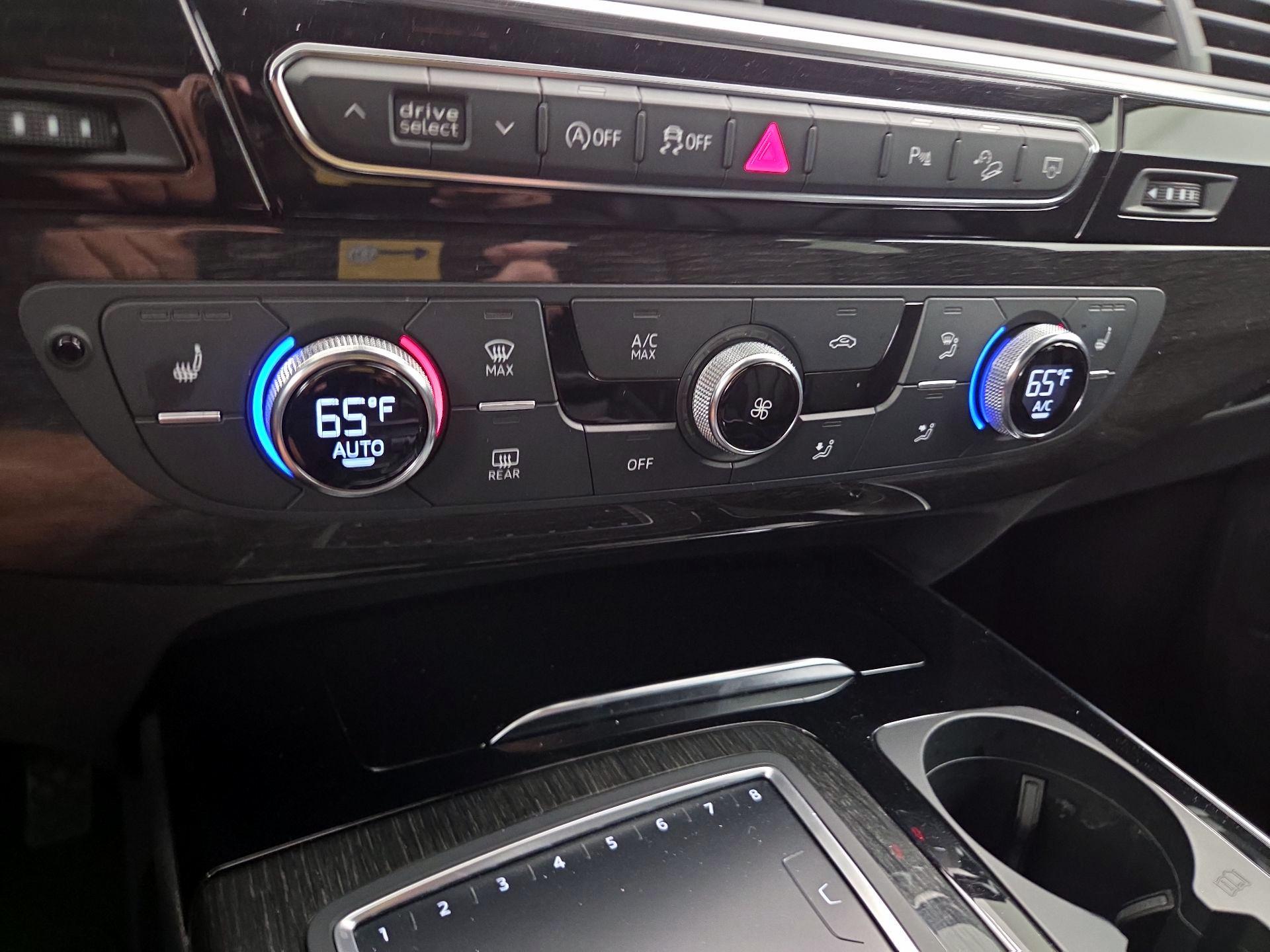 Thumbnail: 2019 Audi Q7 - 17