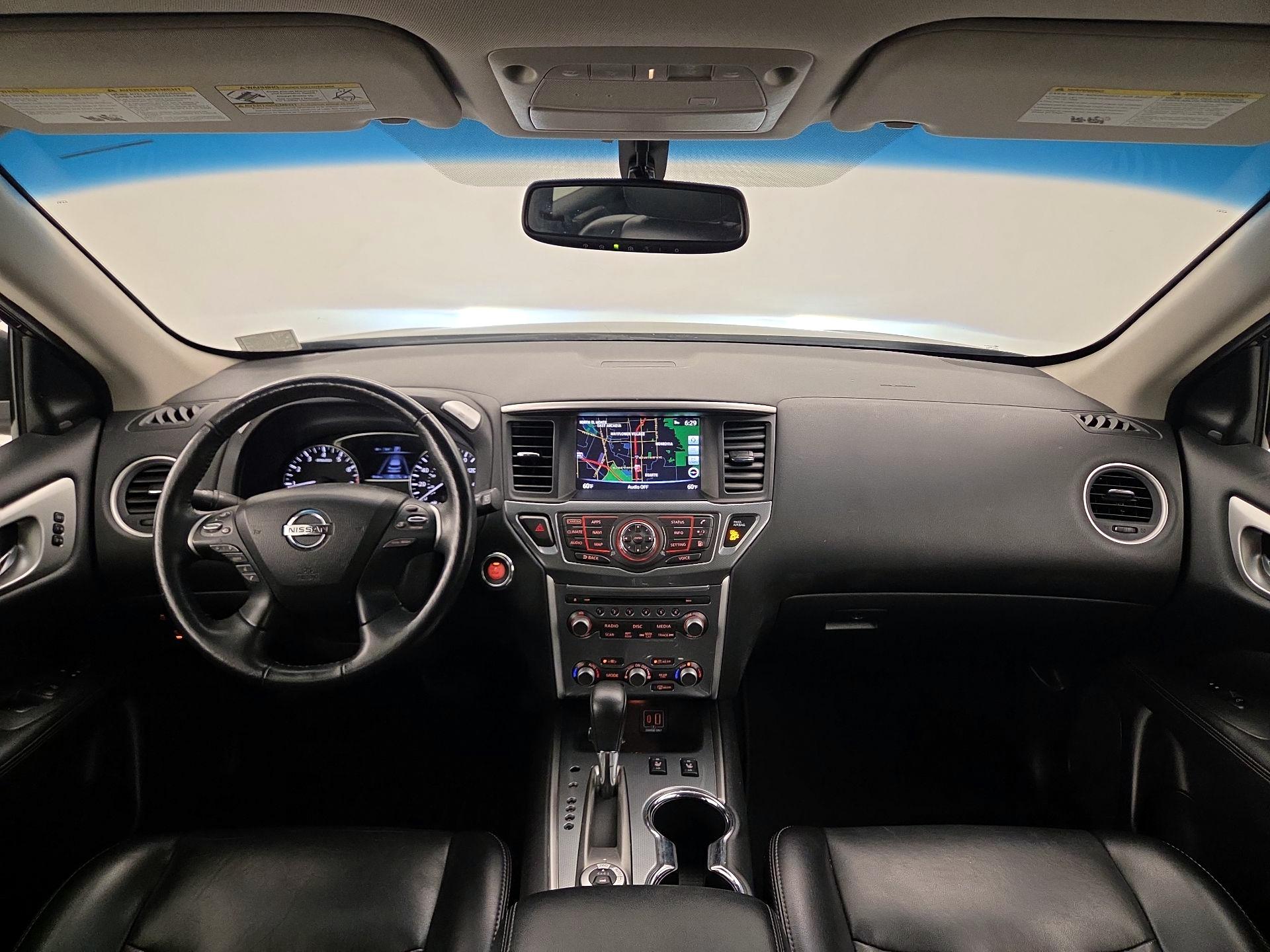 Thumbnail: 2019 Nissan Pathfinder - 9