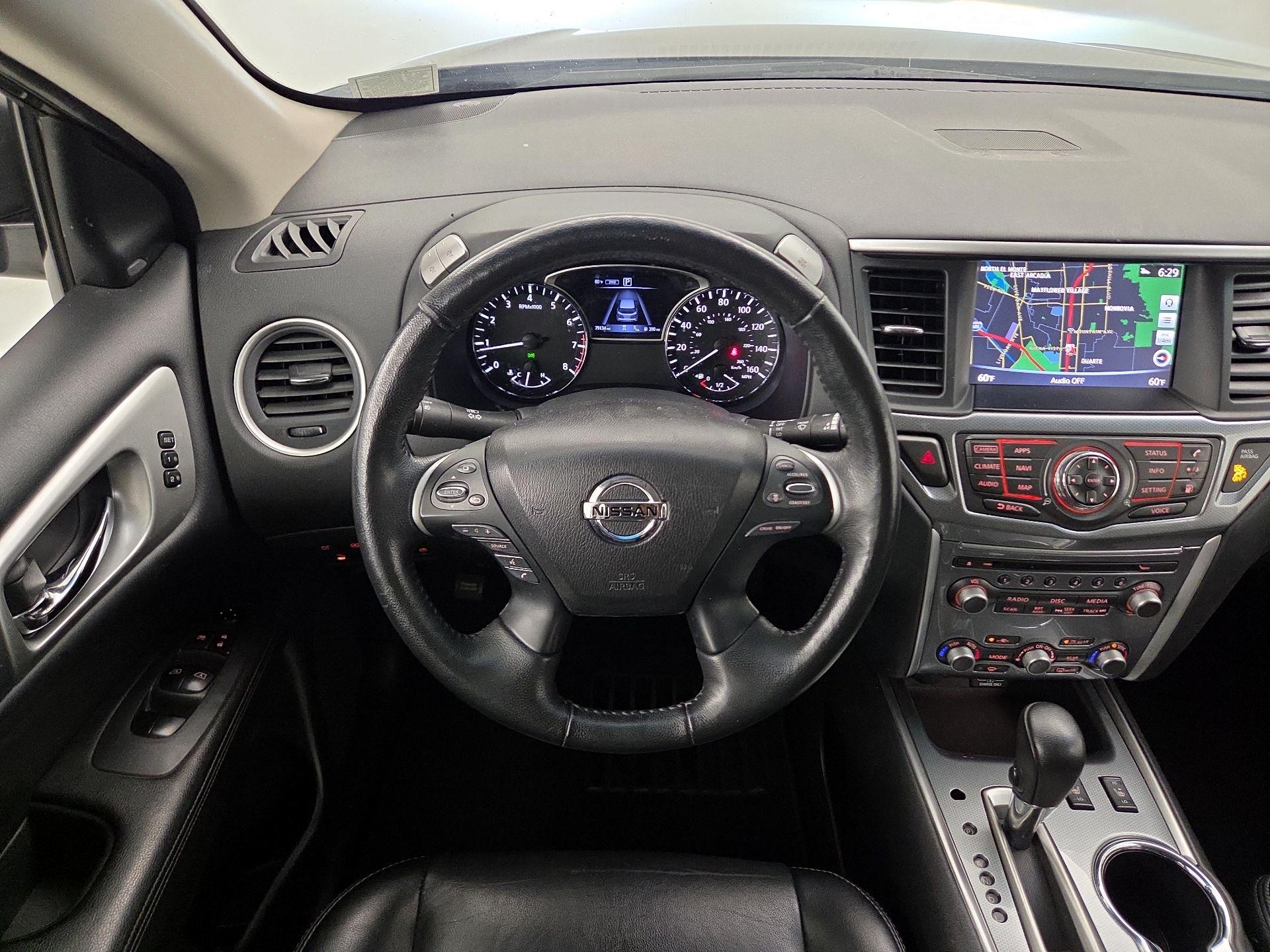 Thumbnail: 2019 Nissan Pathfinder - 10