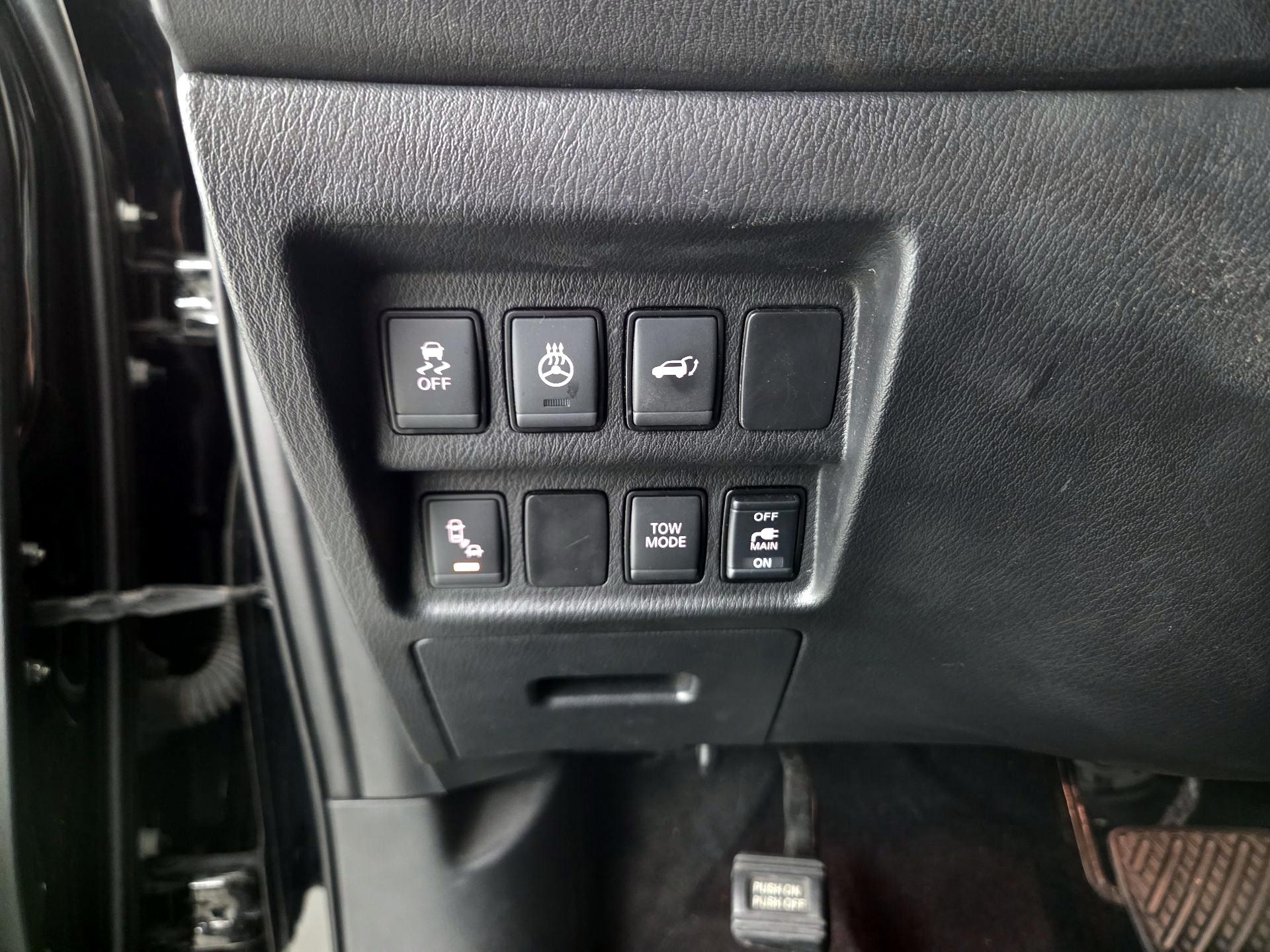 Thumbnail: 2019 Nissan Pathfinder - 13