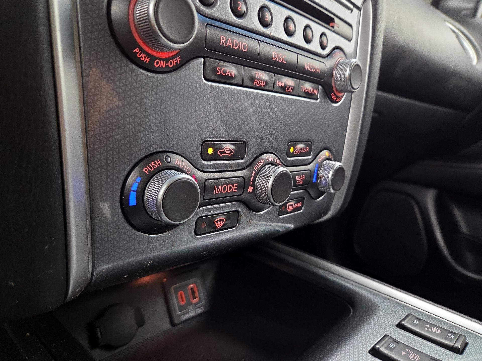 Thumbnail: 2019 Nissan Pathfinder - 17