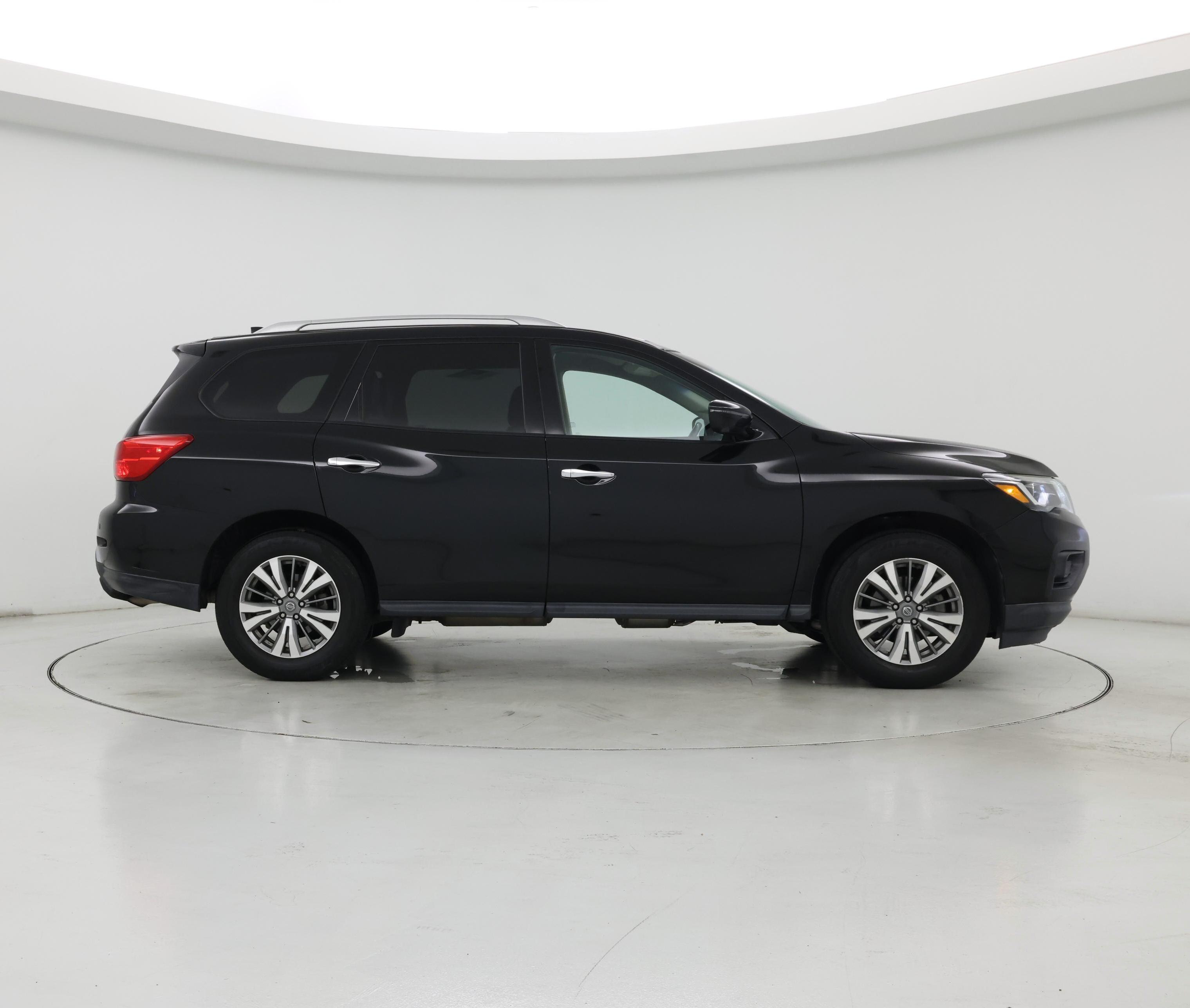 Thumbnail: 2019 Nissan Pathfinder - 7