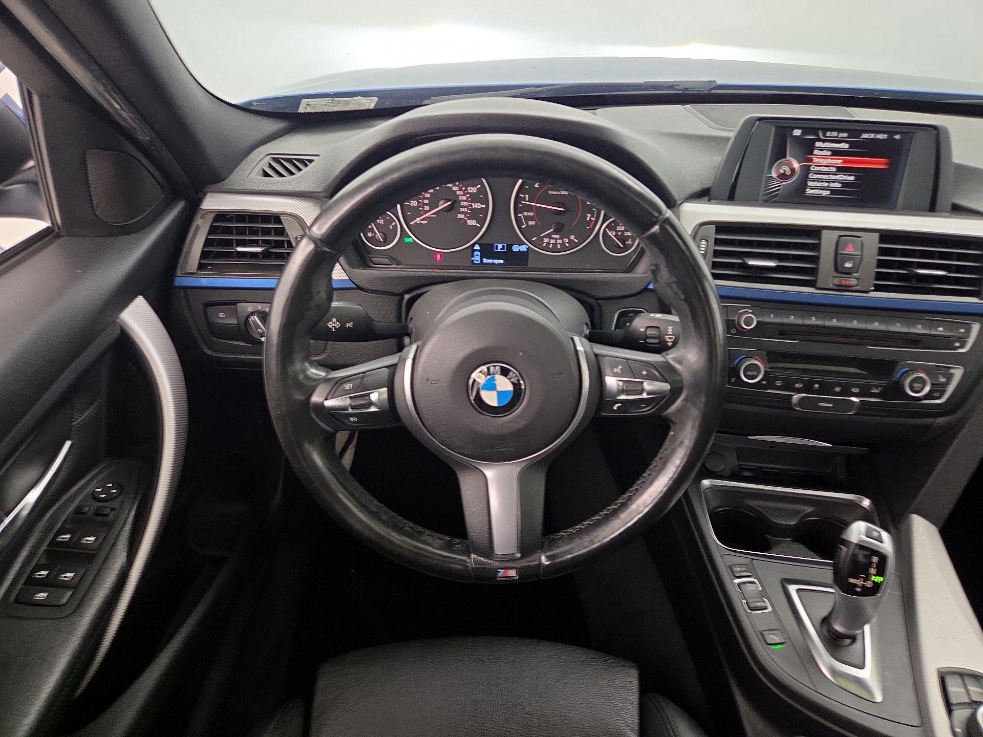 Thumbnail: 2015 BMW 3 Series - 10