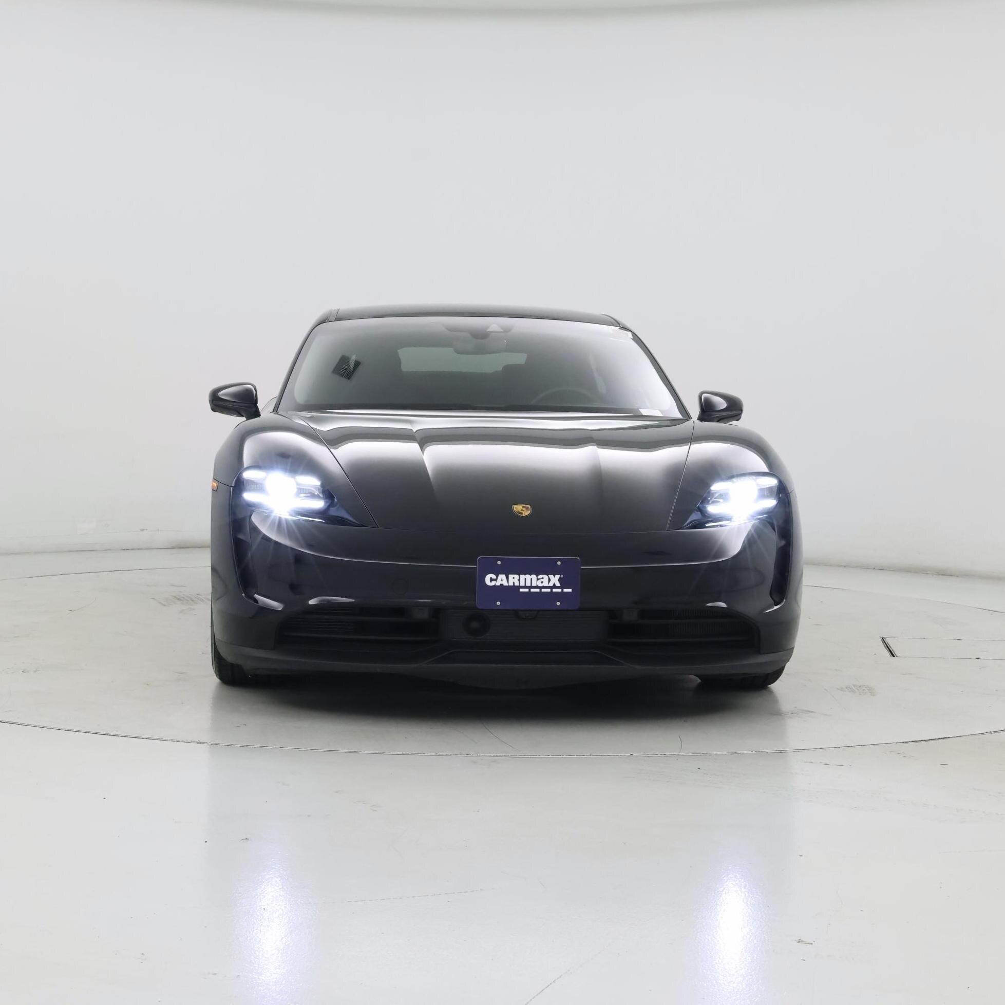Thumbnail: 2021 Porsche Taycan - 5