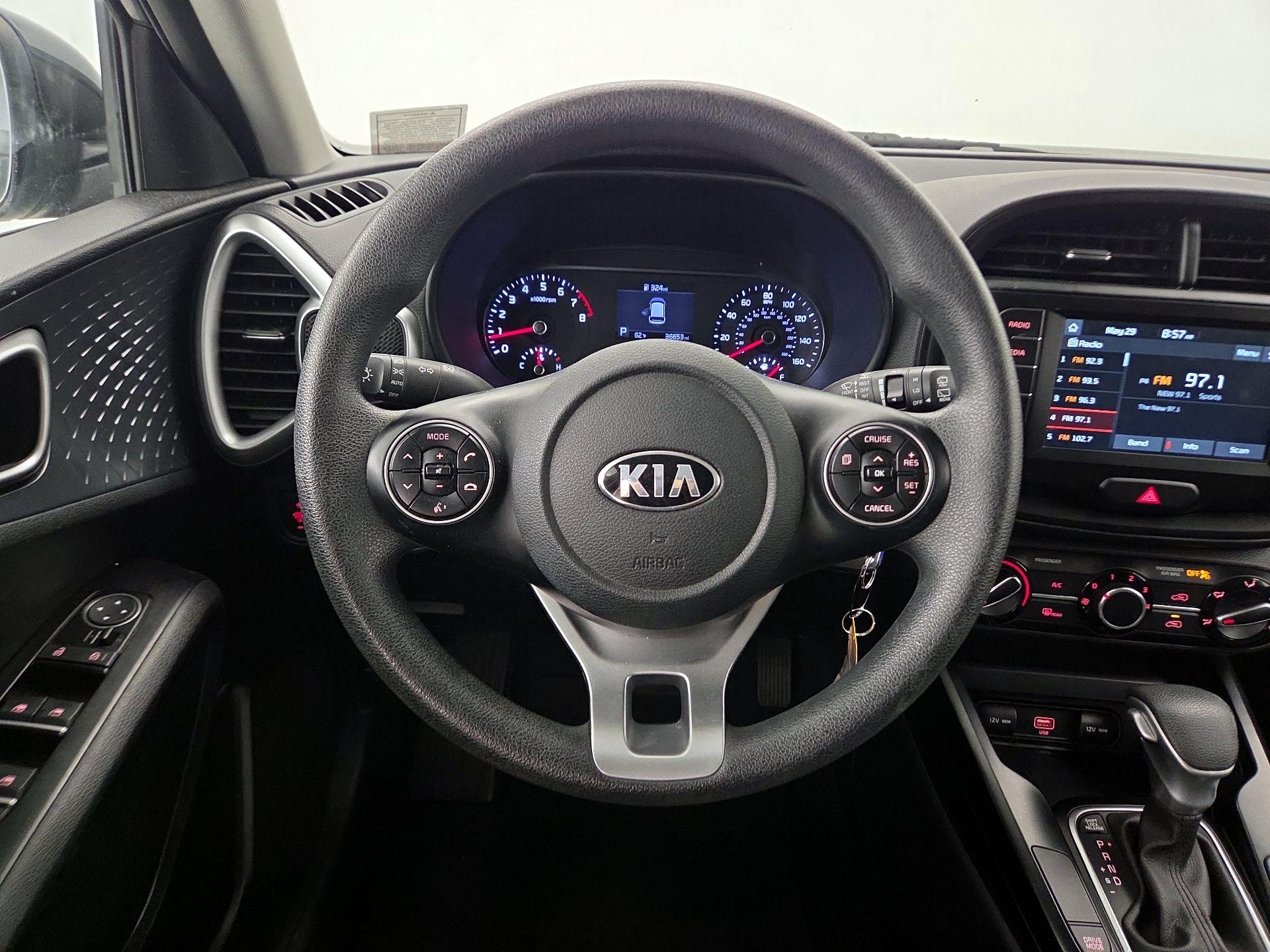 Thumbnail: 2020 Kia Soul - 10