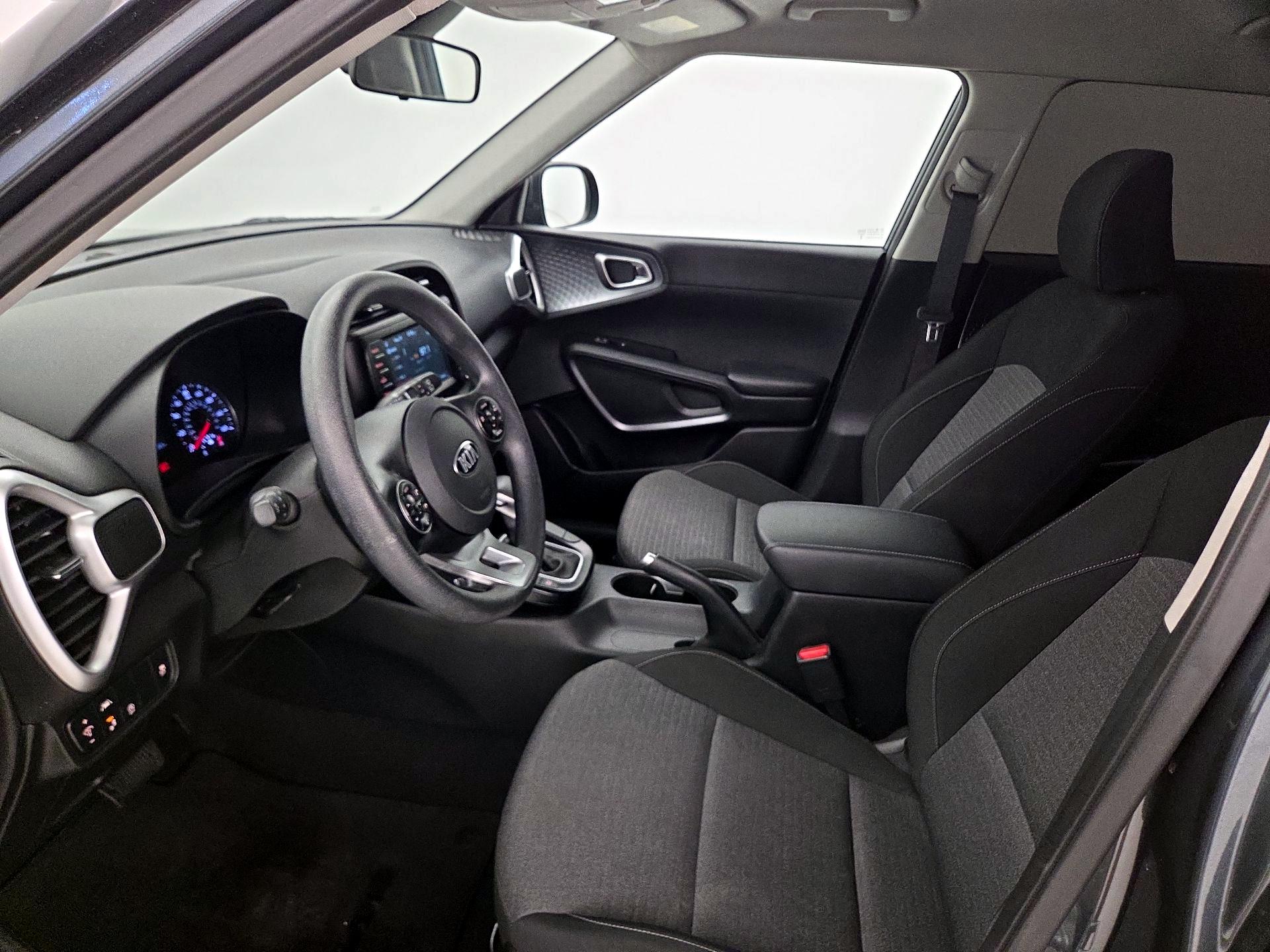 Thumbnail: 2020 Kia Soul - 11