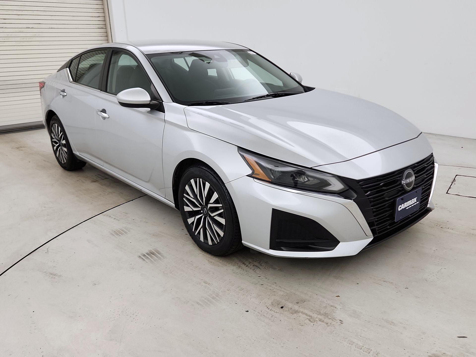 Thumbnail: 2023 Nissan Altima - 1