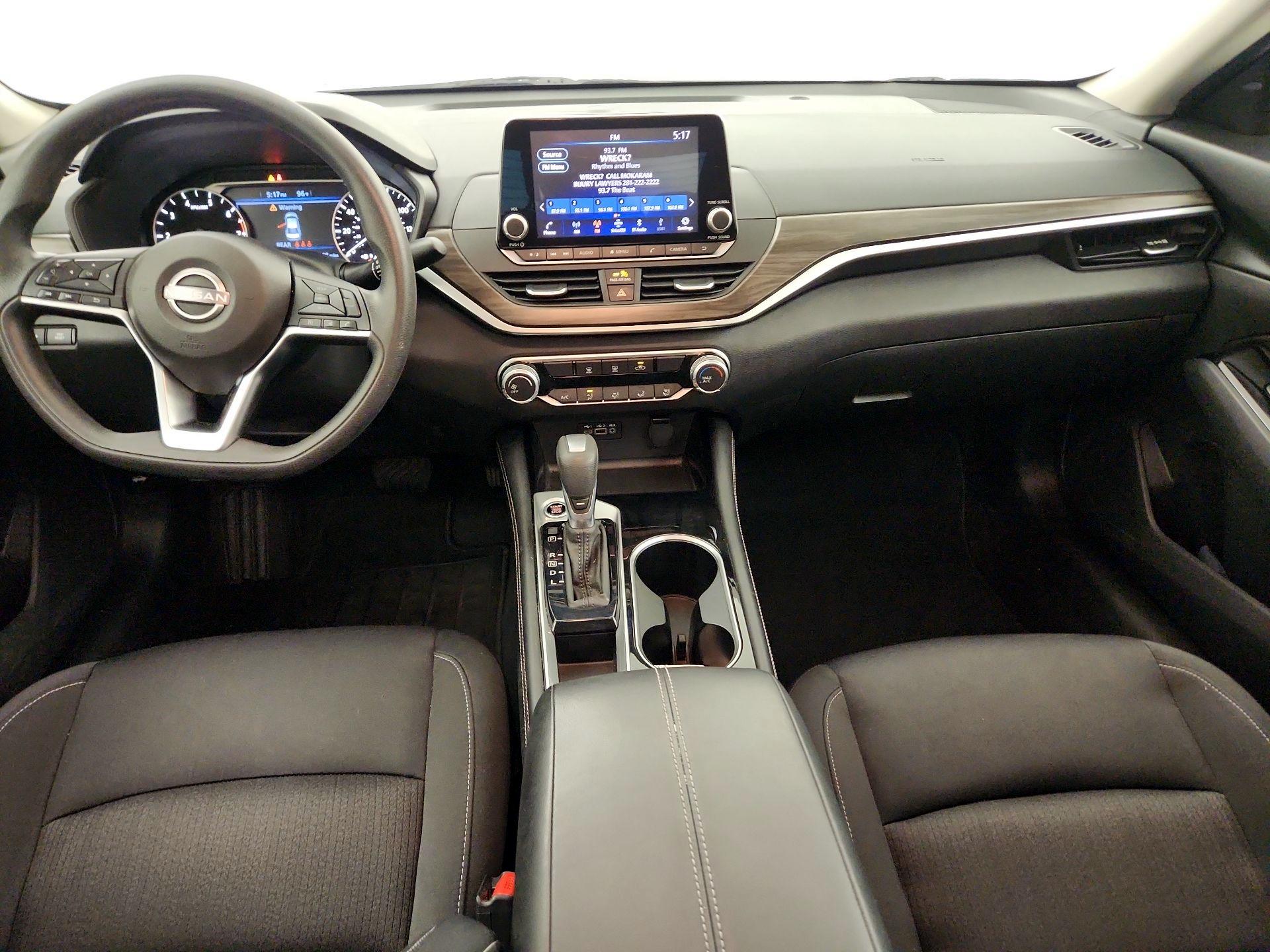 Thumbnail: 2023 Nissan Altima - 8