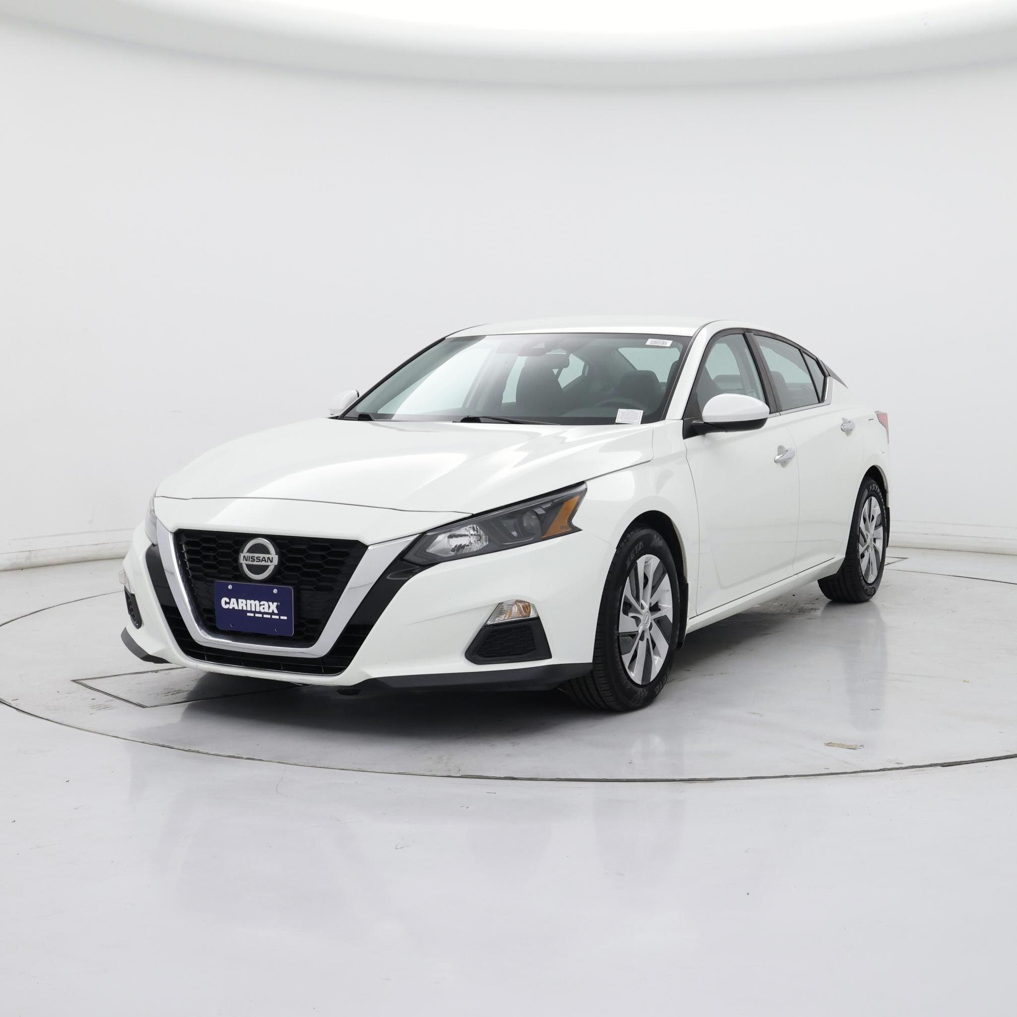 Thumbnail: 2022 Nissan Altima - 4