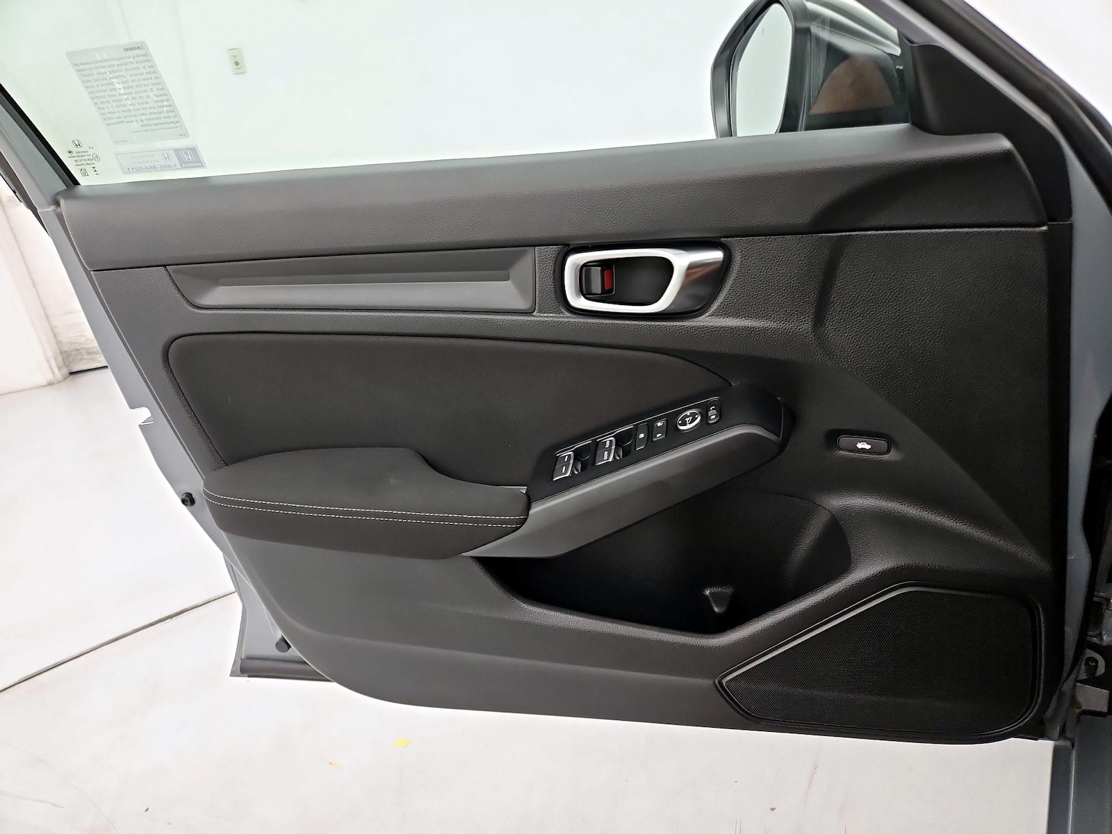 2025 Honda Civic Sport - Photo 13