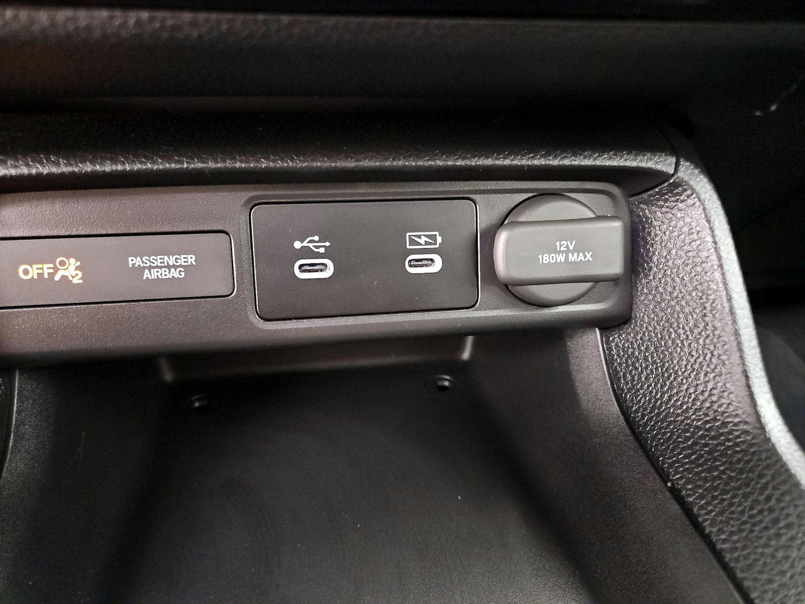 2025 Honda Civic Sport - Photo 19