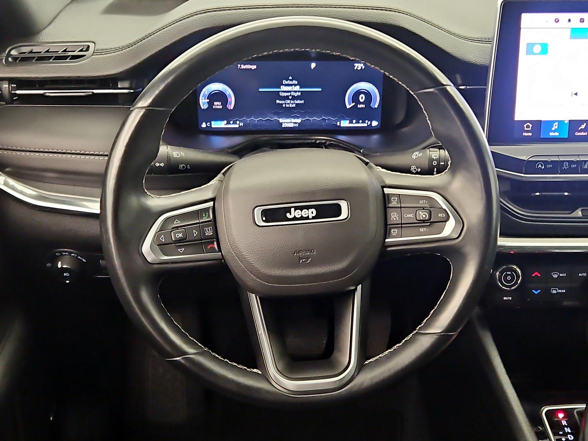 Thumbnail: 2022 Jeep Compass - 10