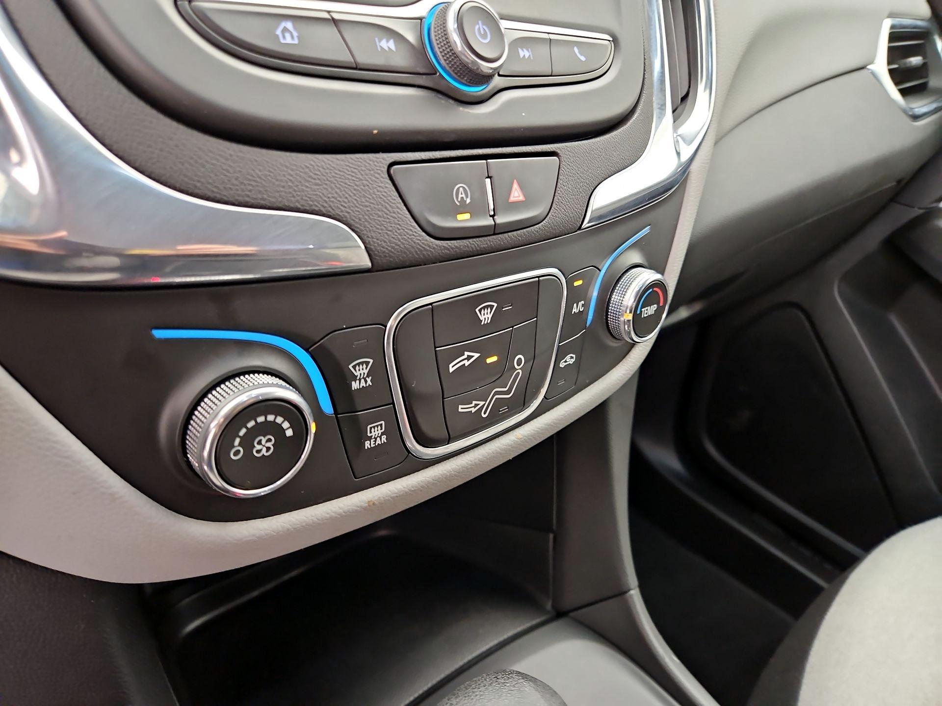 Thumbnail: 2023 Chevrolet Equinox - 16