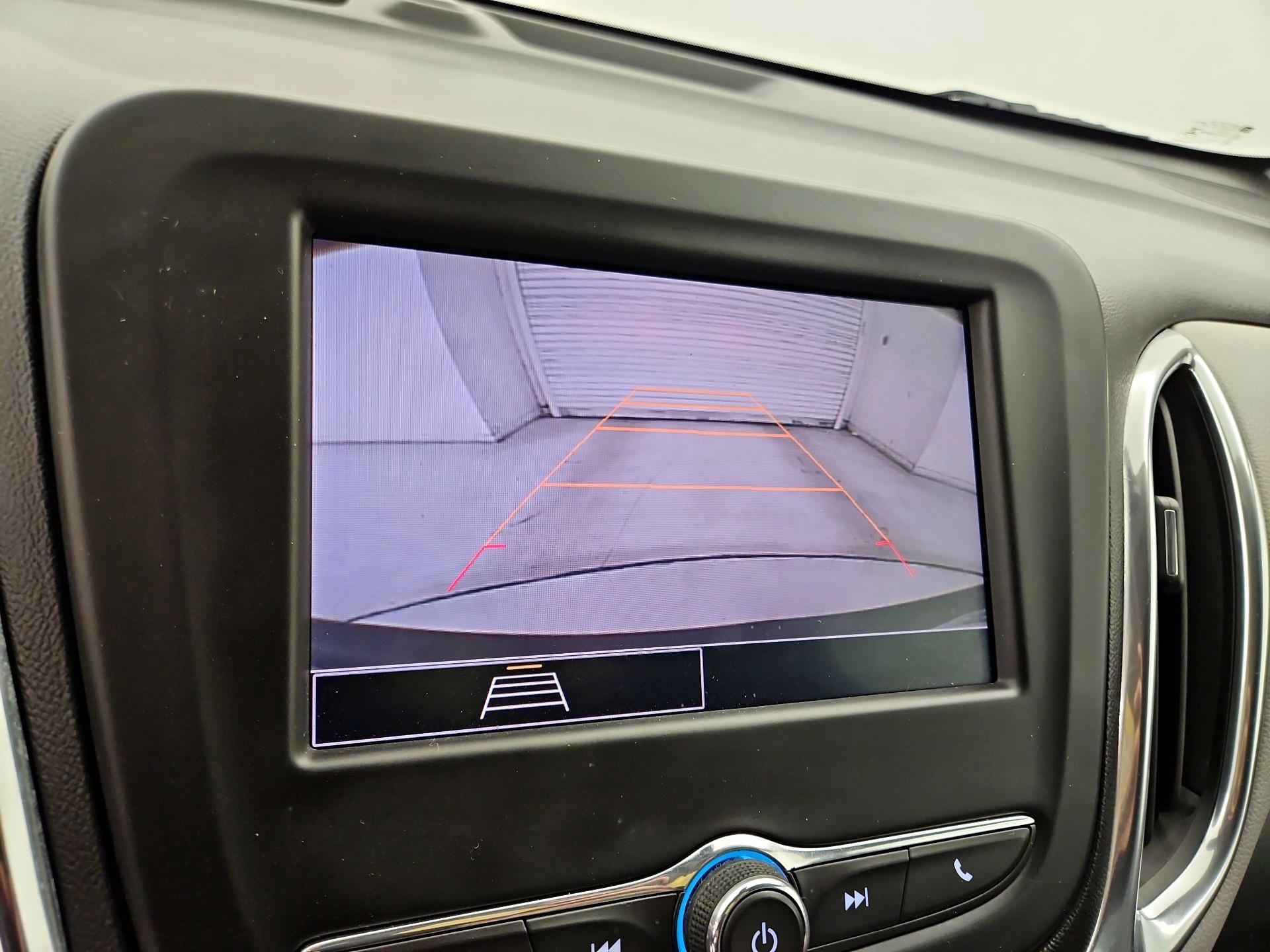 Thumbnail: 2022 Chevrolet Equinox - 14