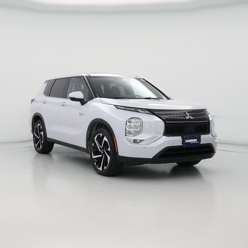 2024 Mitsubishi Outlander Plug in Hybrid SE
