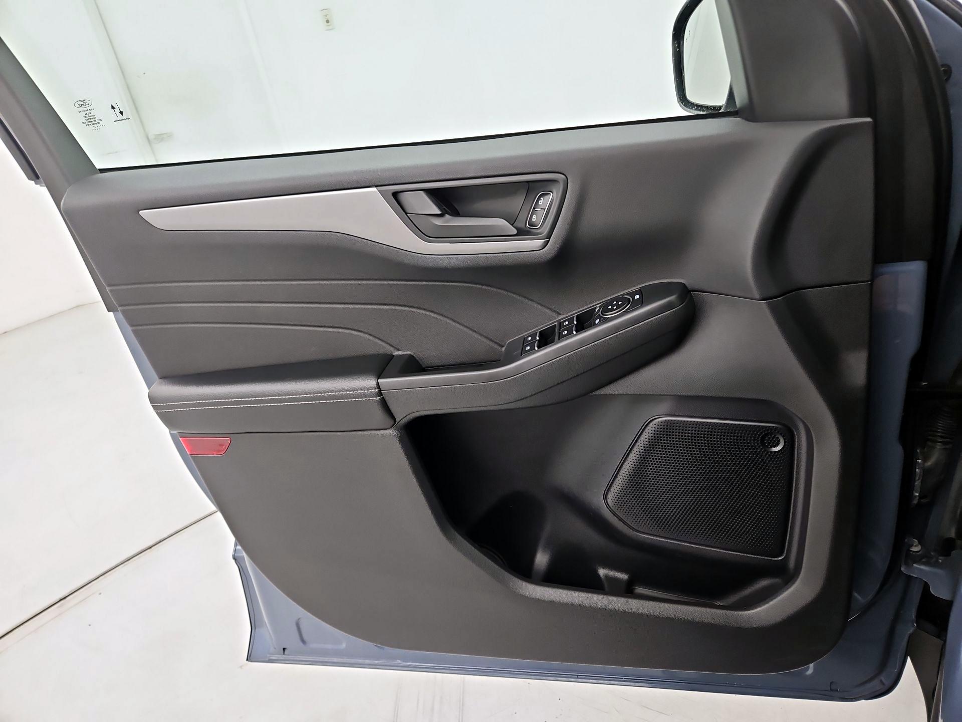 Thumbnail: 2024 Ford Escape - 12