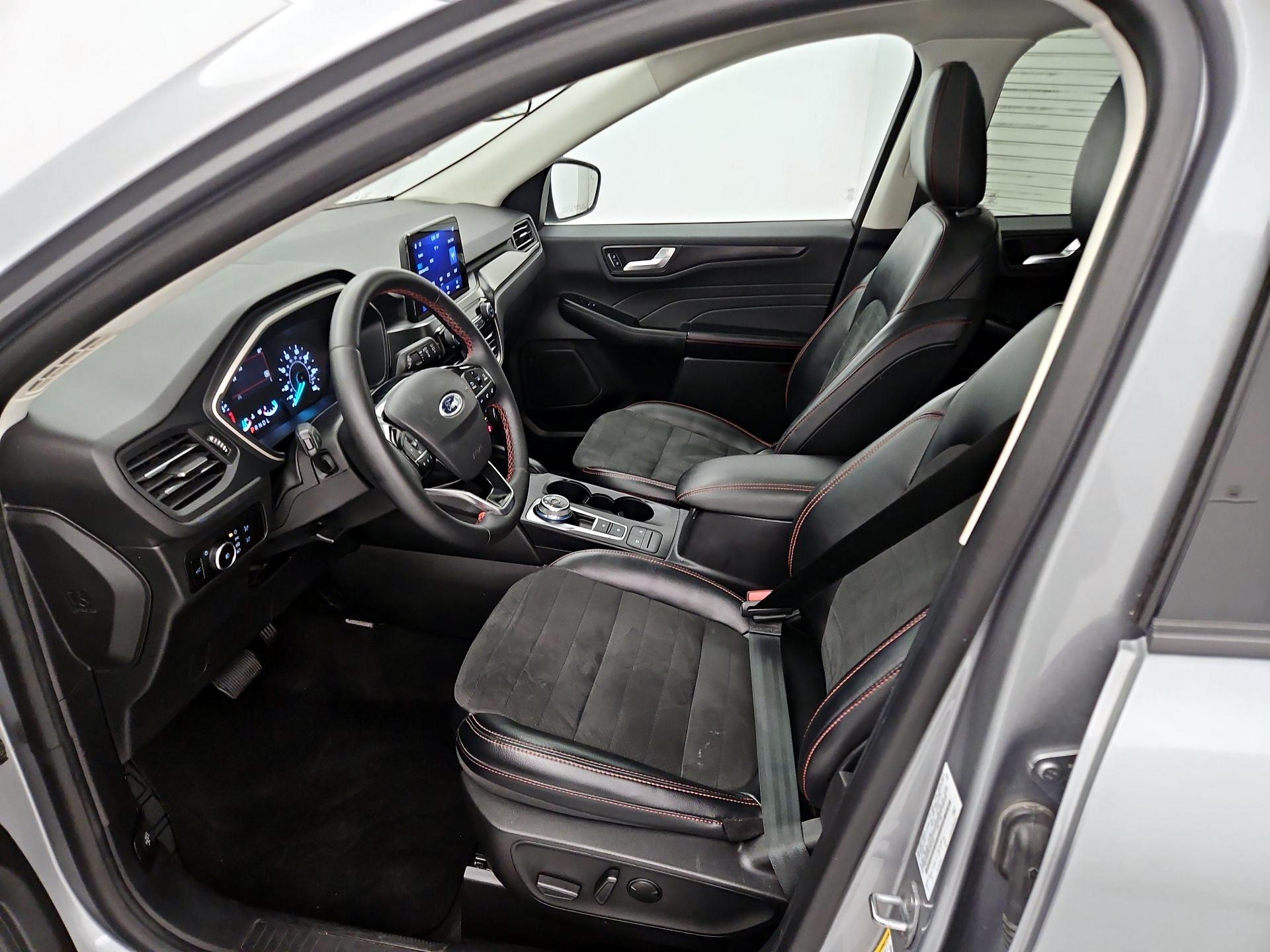 Thumbnail: 2022 Ford Escape - 11
