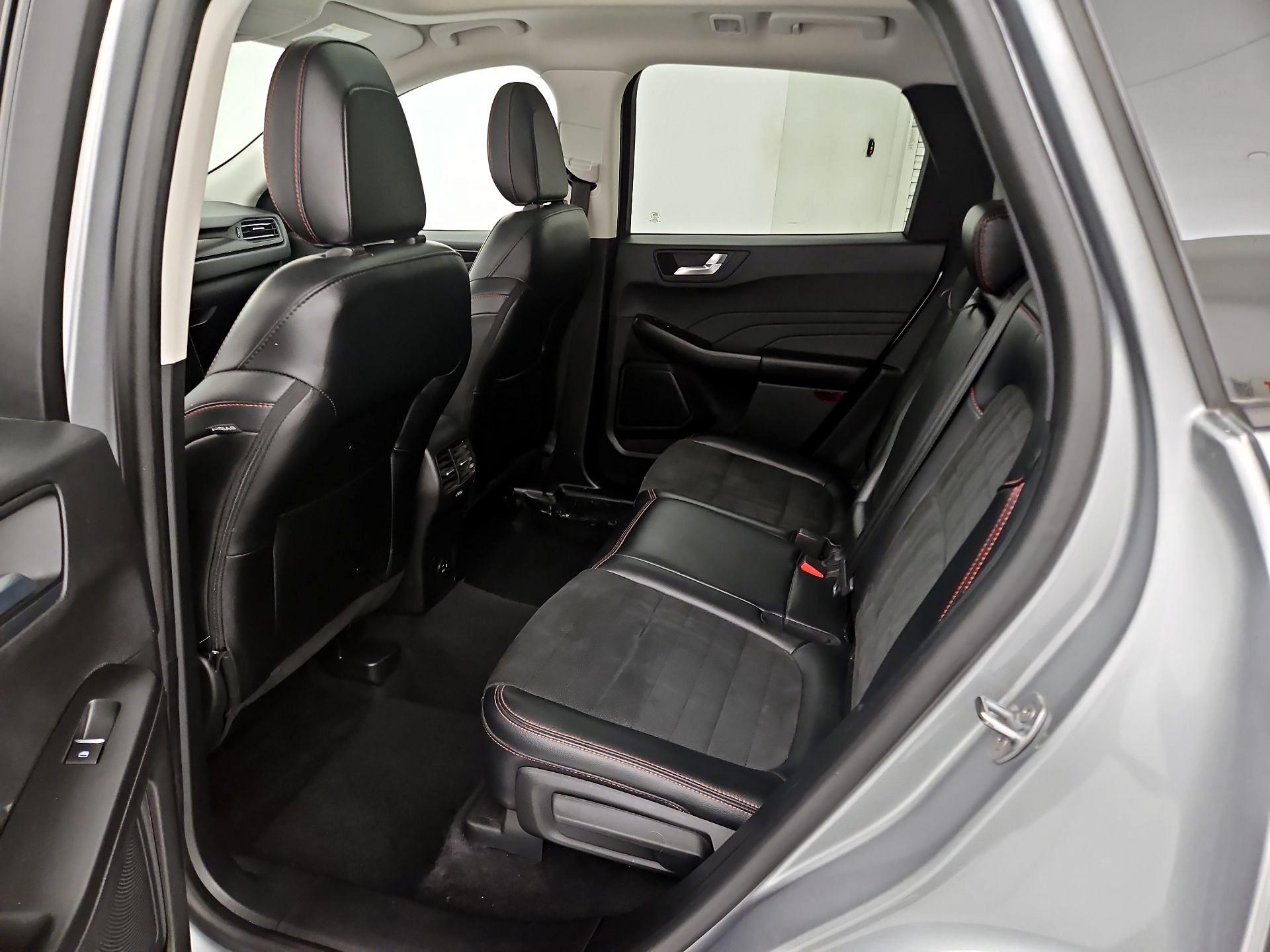 Thumbnail: 2022 Ford Escape - 20