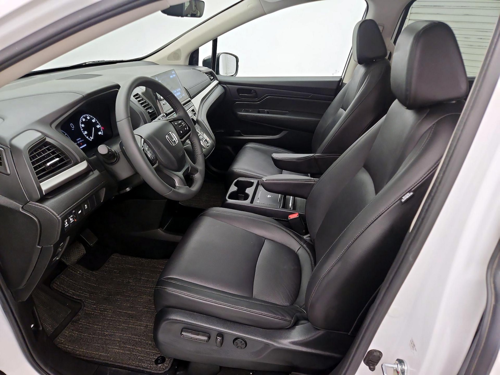 2025 Honda Odyssey EX-L - Photo 12