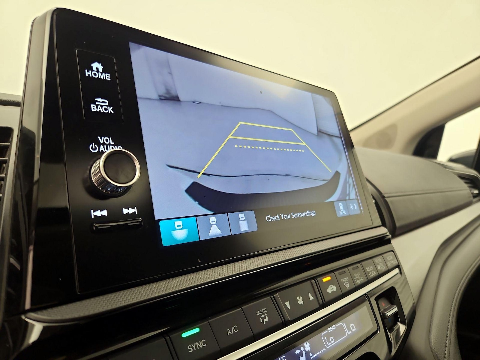 2025 Honda Odyssey EX-L - Photo 15