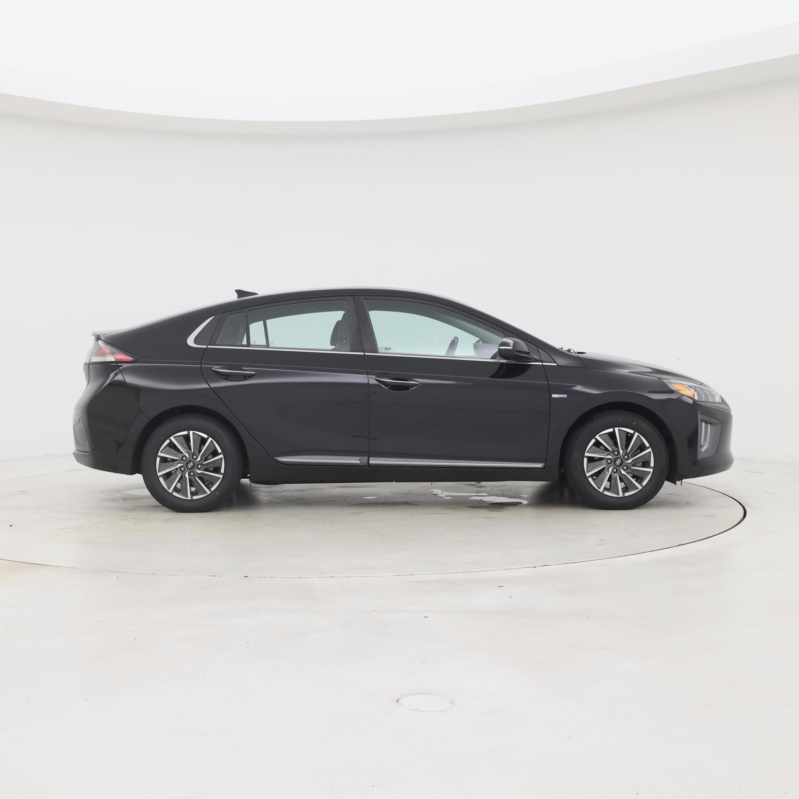 Thumbnail: 2020 Hyundai Ioniq - 7