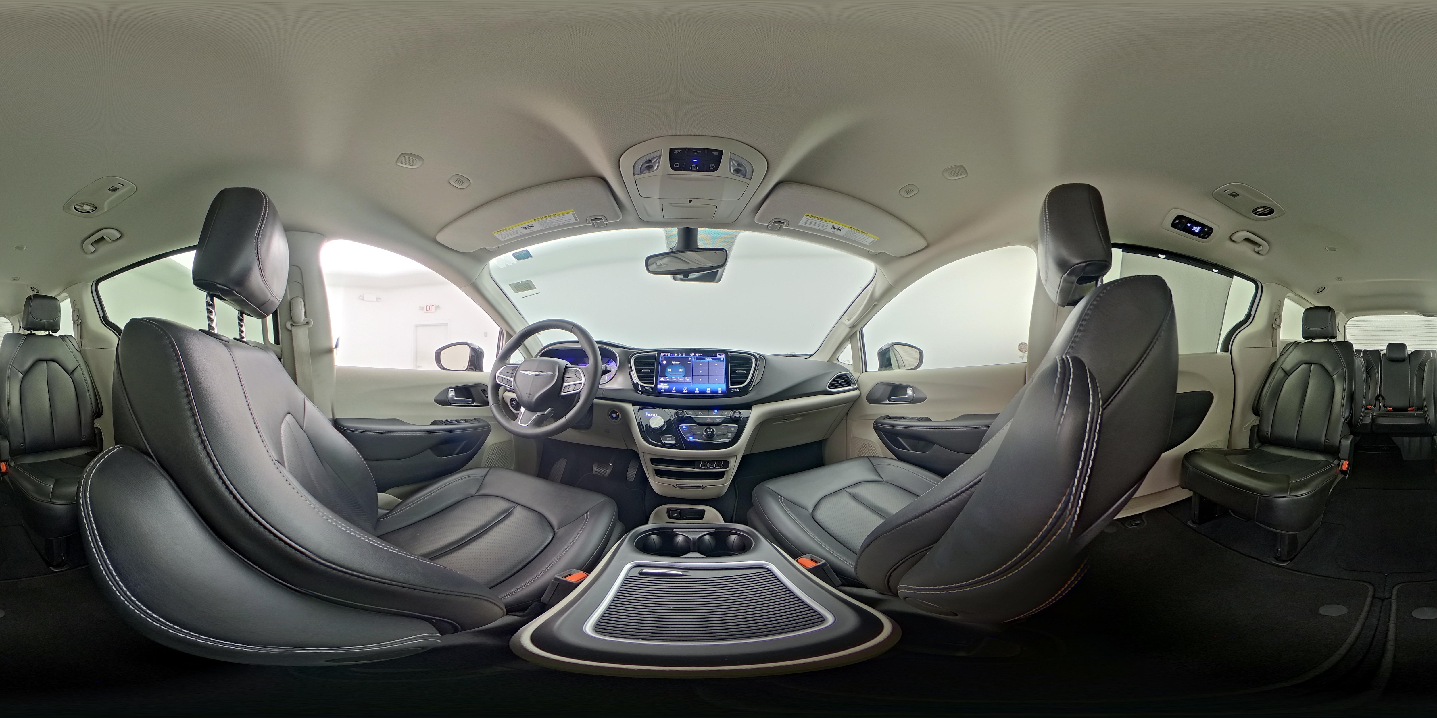 2024 Chrysler Pacifica Touring L - Photo 25