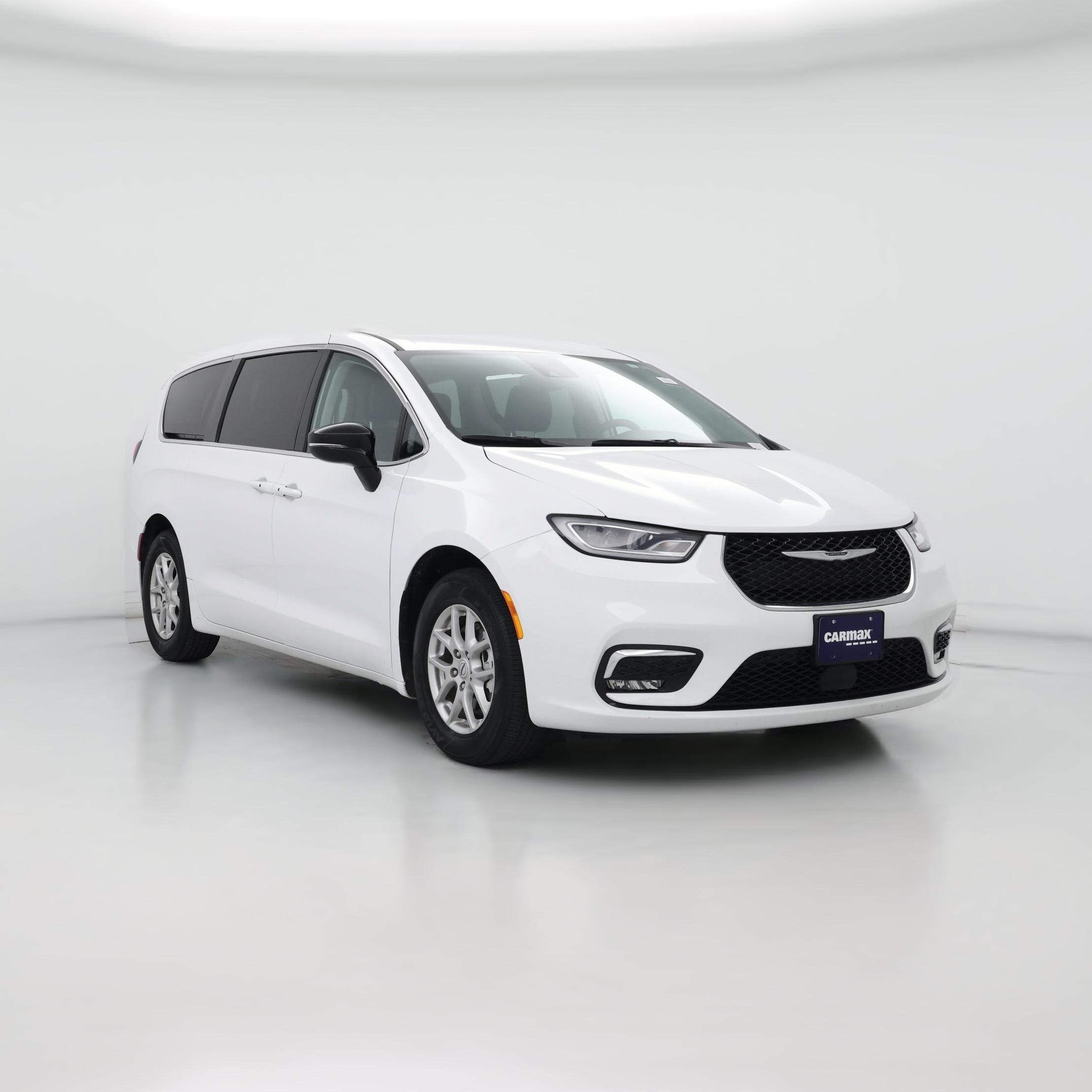 Thumbnail: 2024 Chrysler Pacifica - 1