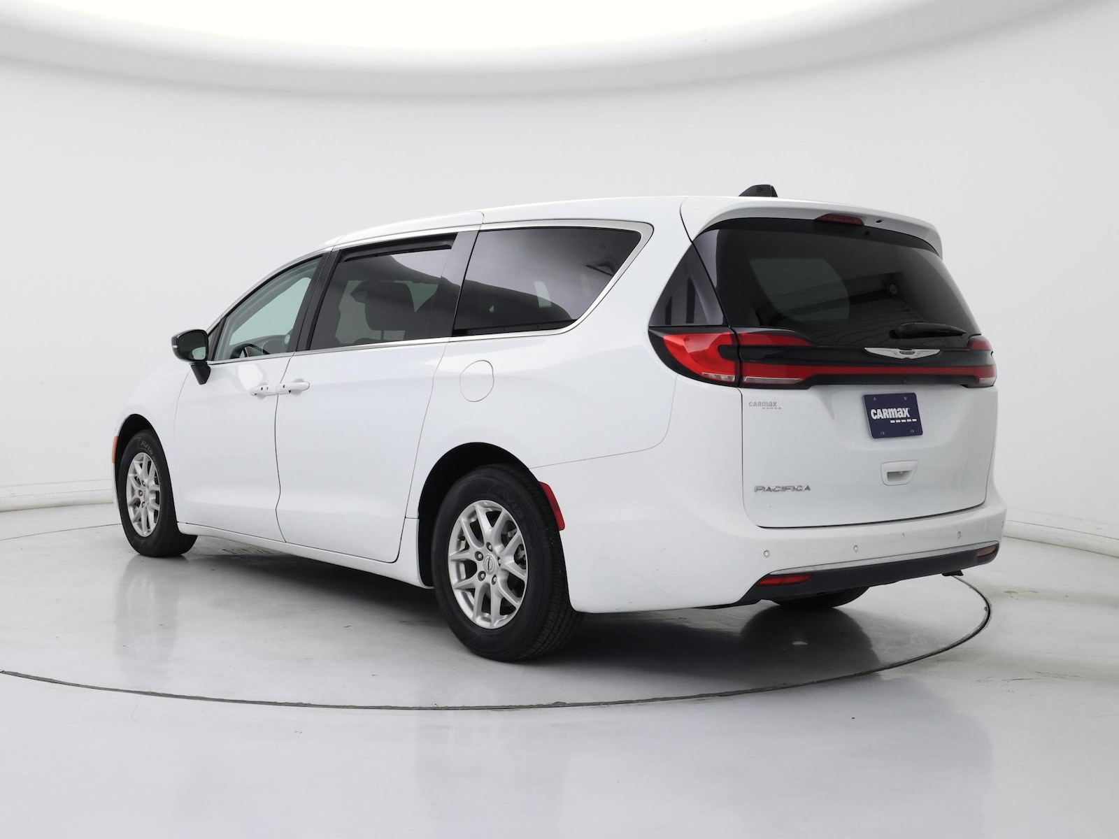 2024 Chrysler Pacifica Touring L - Photo 3
